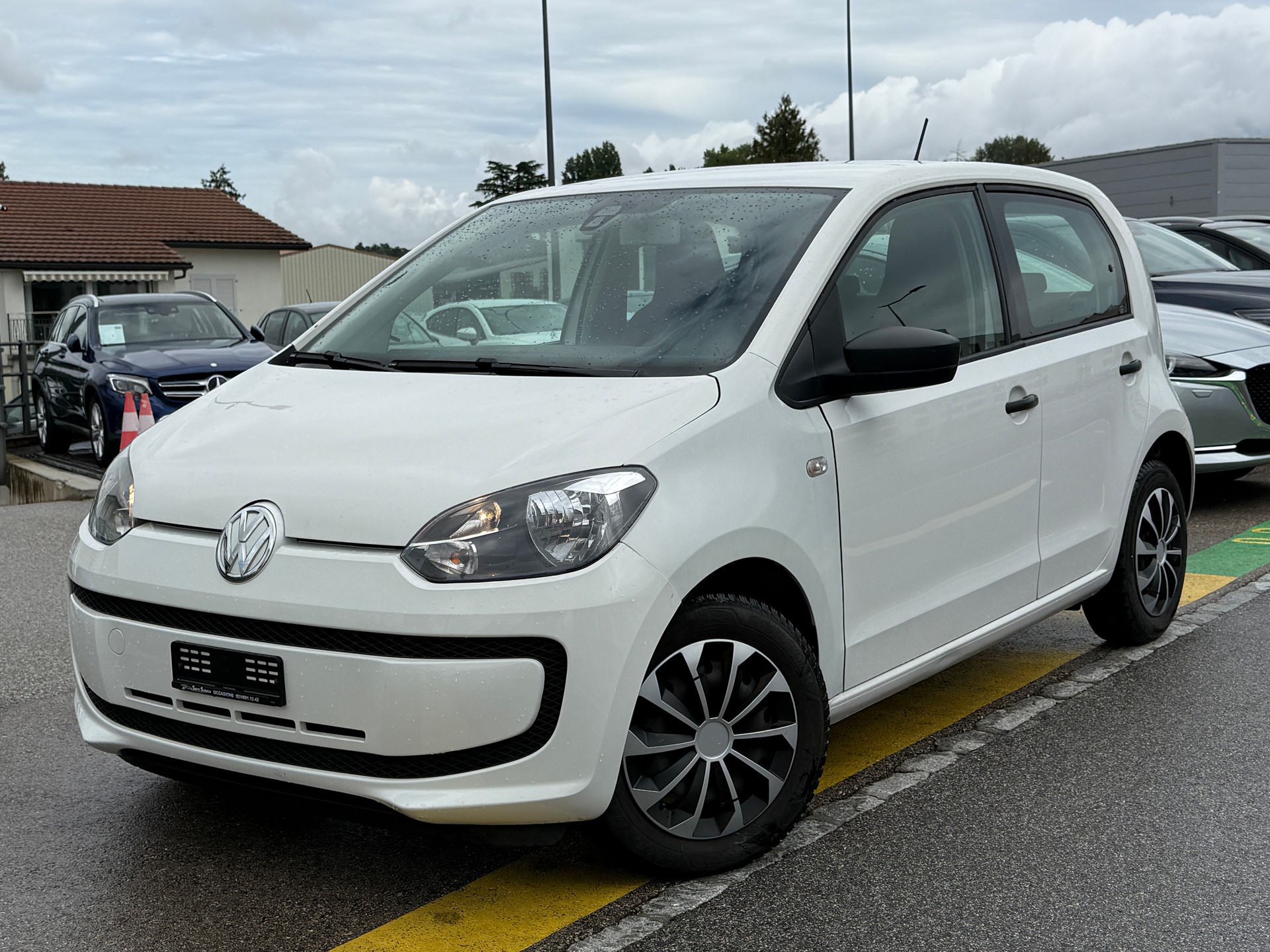 VW Up 1.0 white up Art on Ice - Nouvelle Expertise - NEU MFK : 25.08.2026 - Service Fait à Jour - Frischer Service