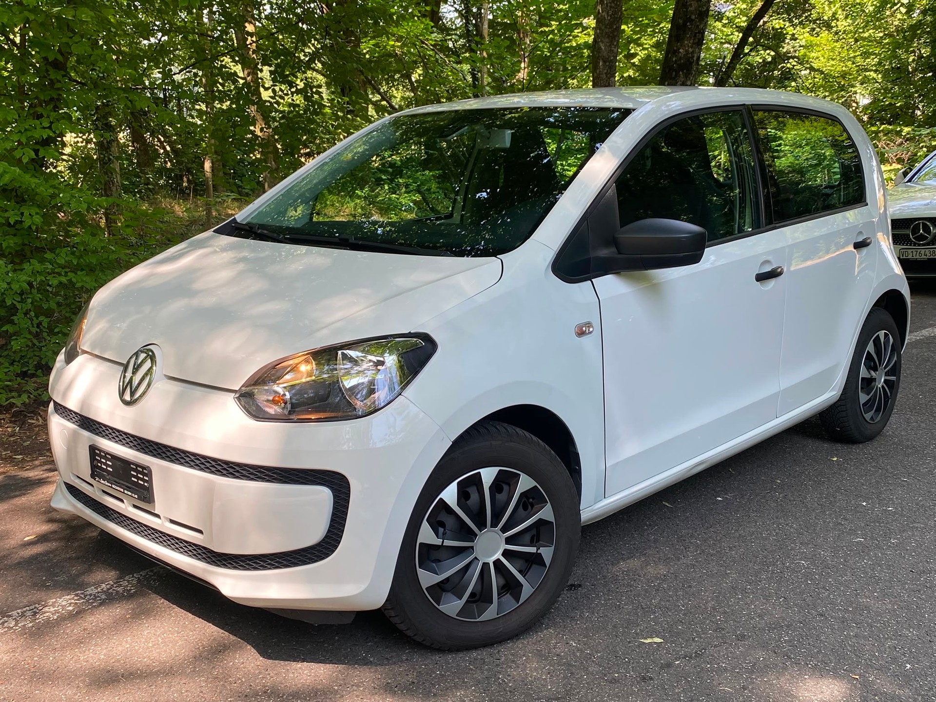 VW Up 1.0 white up Art on Ice - Nouvelle Expertise - NEU MFK : 25.08.2026 - Service Fait à Jour - Frischer Service