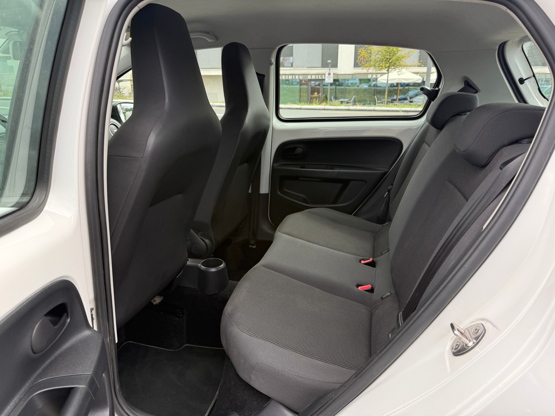 VW Up 1.0 white up Art on Ice - Nouvelle Expertise - NEU MFK : 24.08.2026 - Service Fait à Jour - Frischer Service-image-18