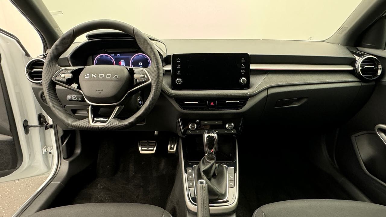 SKODA Fabia 1.5 TSI Monte Carlo DSG-image-5