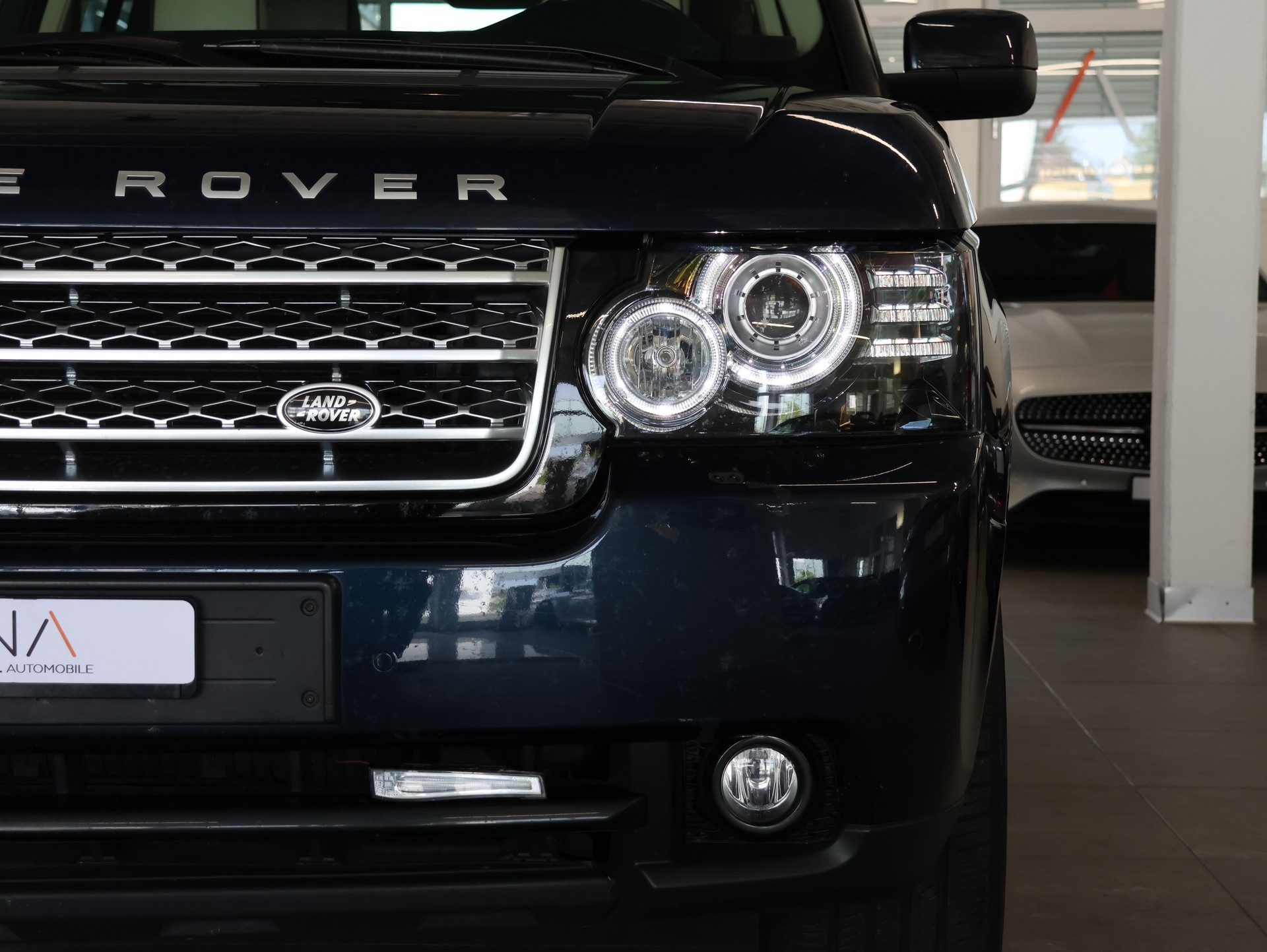 LAND ROVER Range Rover 4.4 TDV8 HSE Automatic *Panoramadach* *Rückfahrkamera* *Originaler Clarion 6-fach-CD-Wechsler*-image-7