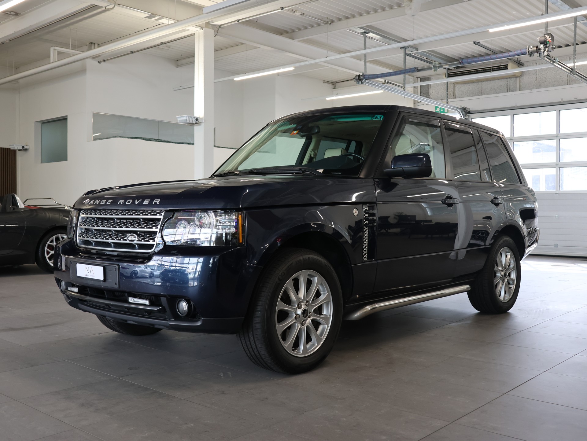 LAND ROVER Range Rover 4.4 TDV8 HSE Automatic *Panoramadach* *Rückfahrkamera* *Originaler Clarion 6-fach-CD-Wechsler*-image-3
