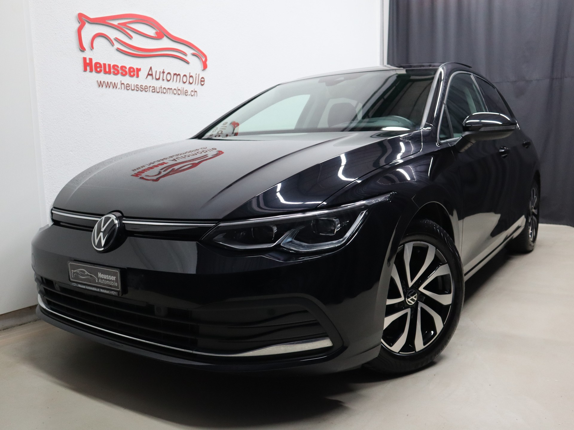 VW Golf 2.0 TDI Life DSG 4Motion - Panorama - IQ Light - Navi - Head-Up - AHK - Kamera - 150 PS