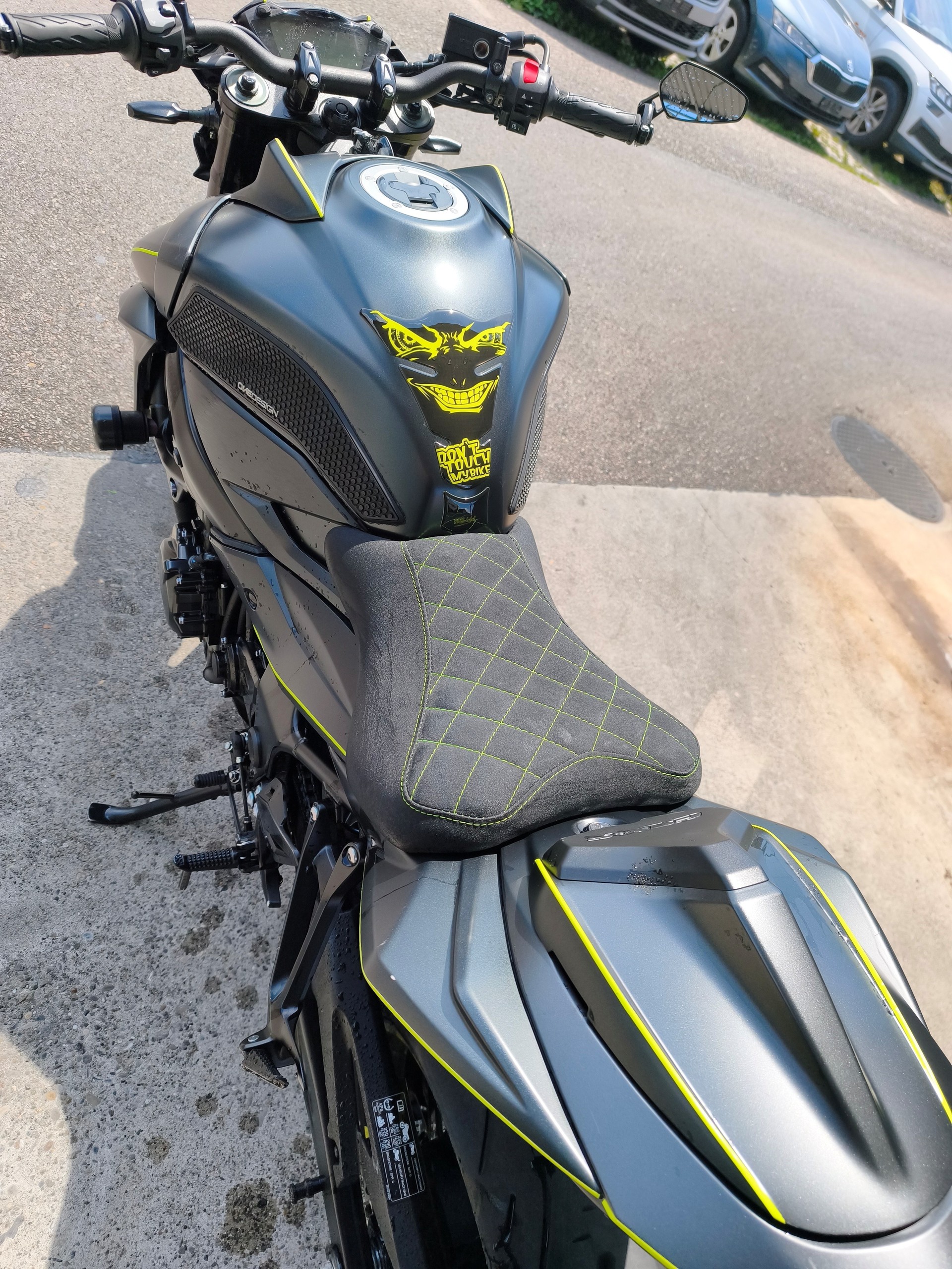 SUZUKI GSX-S 750 EVO 3-showroom-element-2