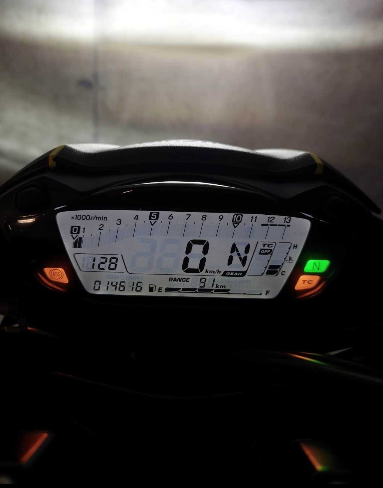 SUZUKI GSX-S 750 EVO 3-image-4
