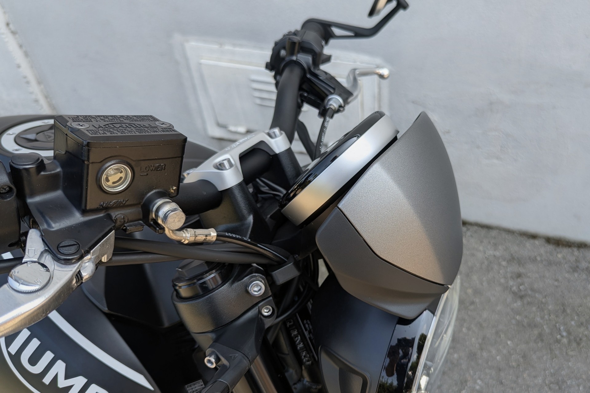 TRIUMPH Trident 660-image-11