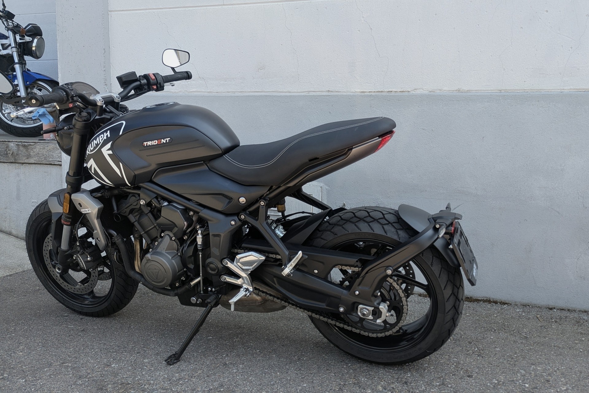 TRIUMPH Trident 660-image-4