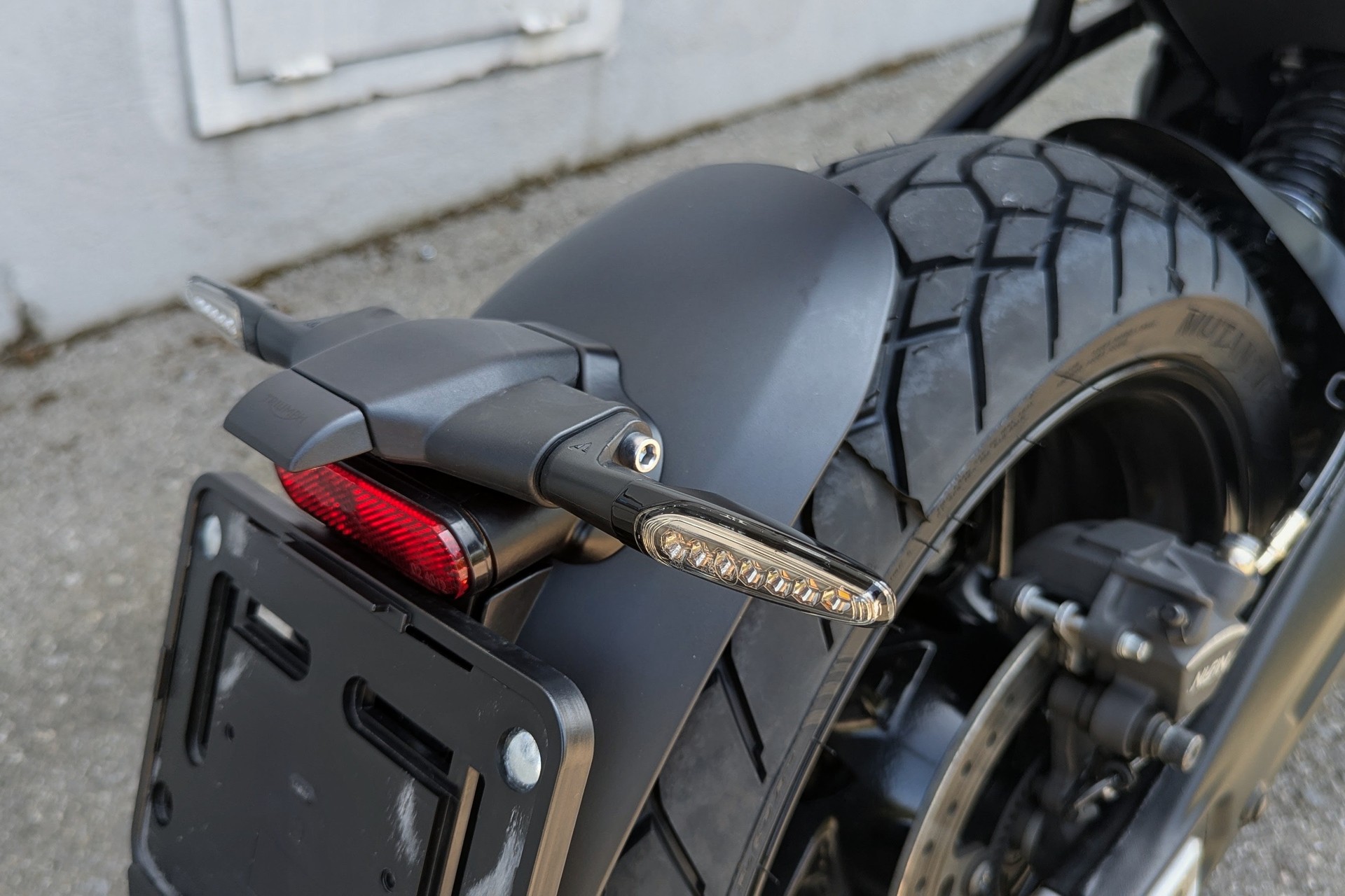 TRIUMPH Trident 660-image-7