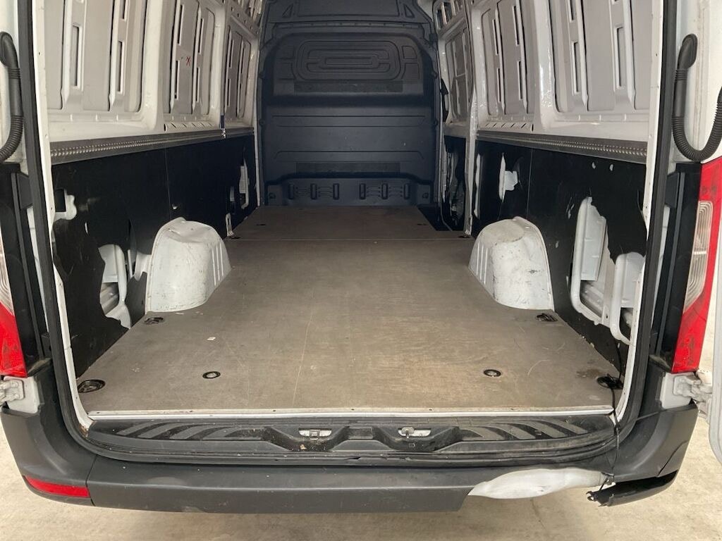 MERCEDES-BENZ Sprinter 315 CDI Kompakt-image-6