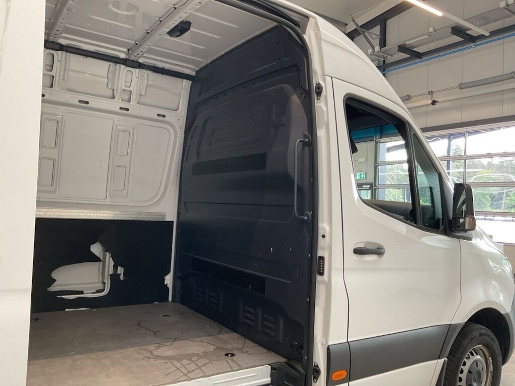 MERCEDES-BENZ Sprinter 315 CDI Kompakt-image-8