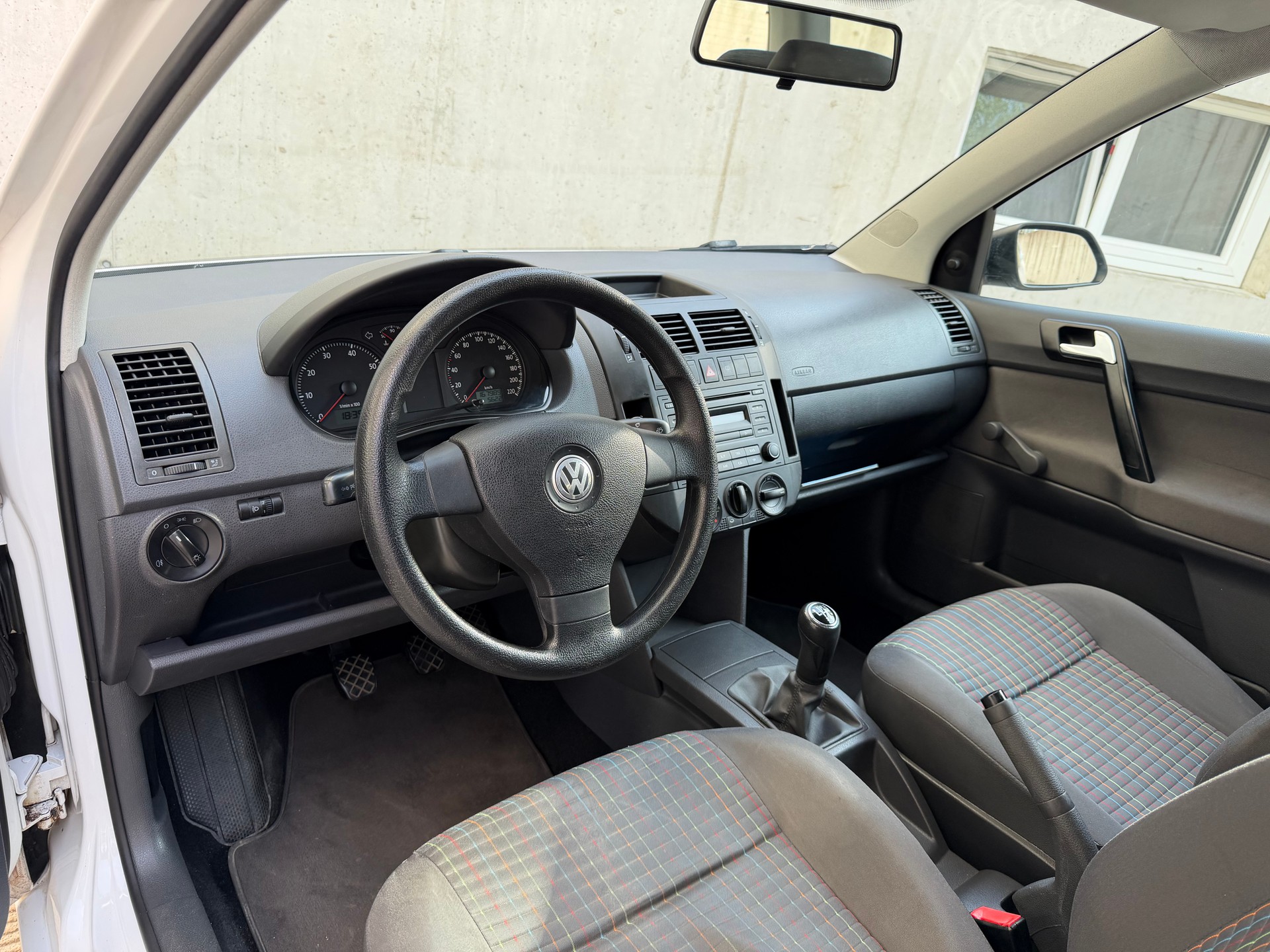VW POLO 1.2 Trendline (Facelift) | ab MFK und Service-image-6