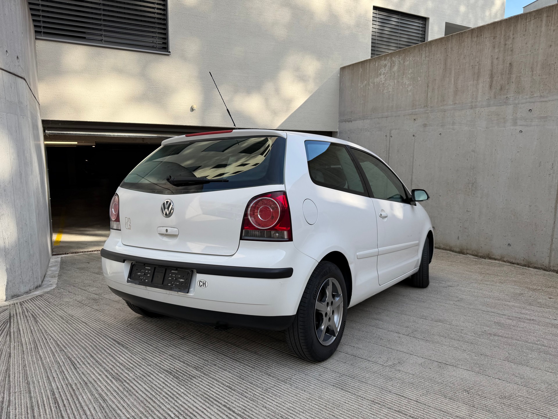 VW POLO 1.2 Trendline (Facelift) | ab MFK und Service-image-4