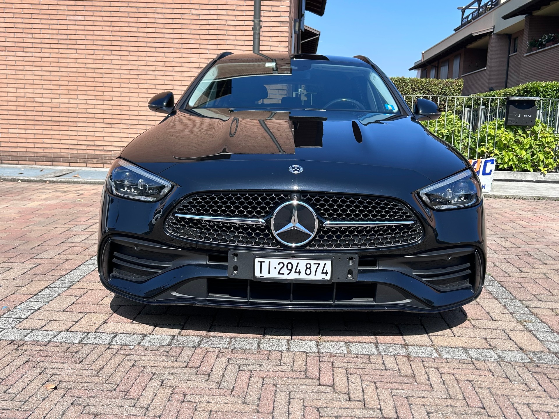 MERCEDES-BENZ AMG Line-image-1