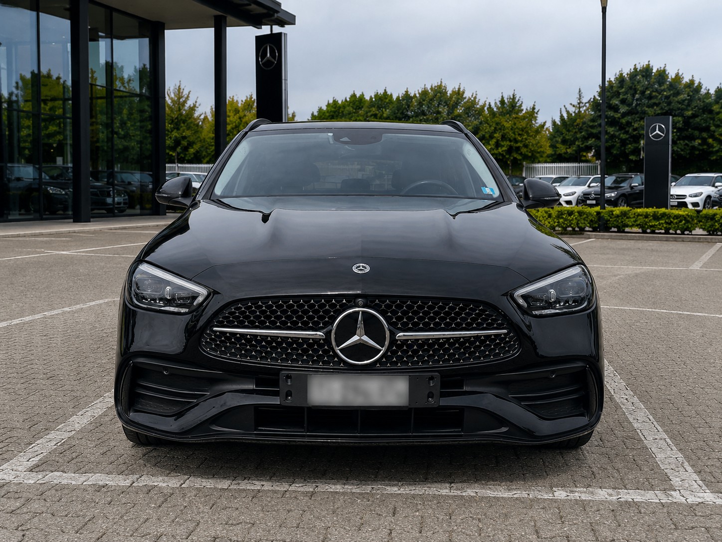 MERCEDES-BENZ C 220 d AMG Line 4matic-image-1