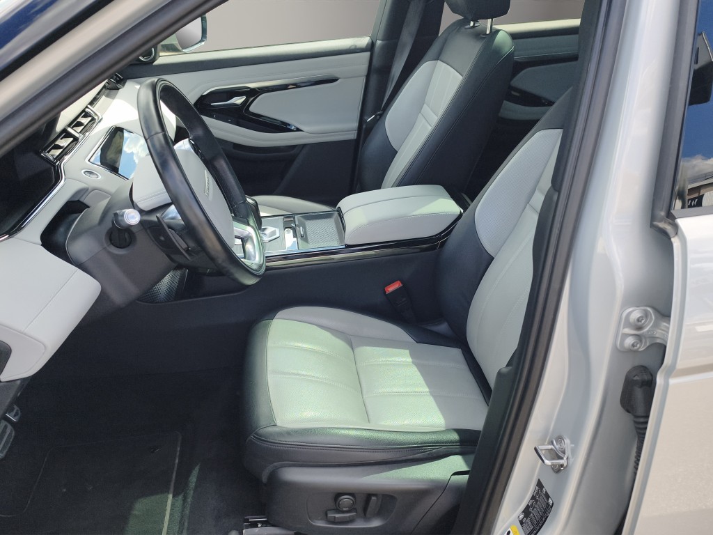 LAND ROVER Range Rover Evoque 2.0 T 250 First Edition-image-2