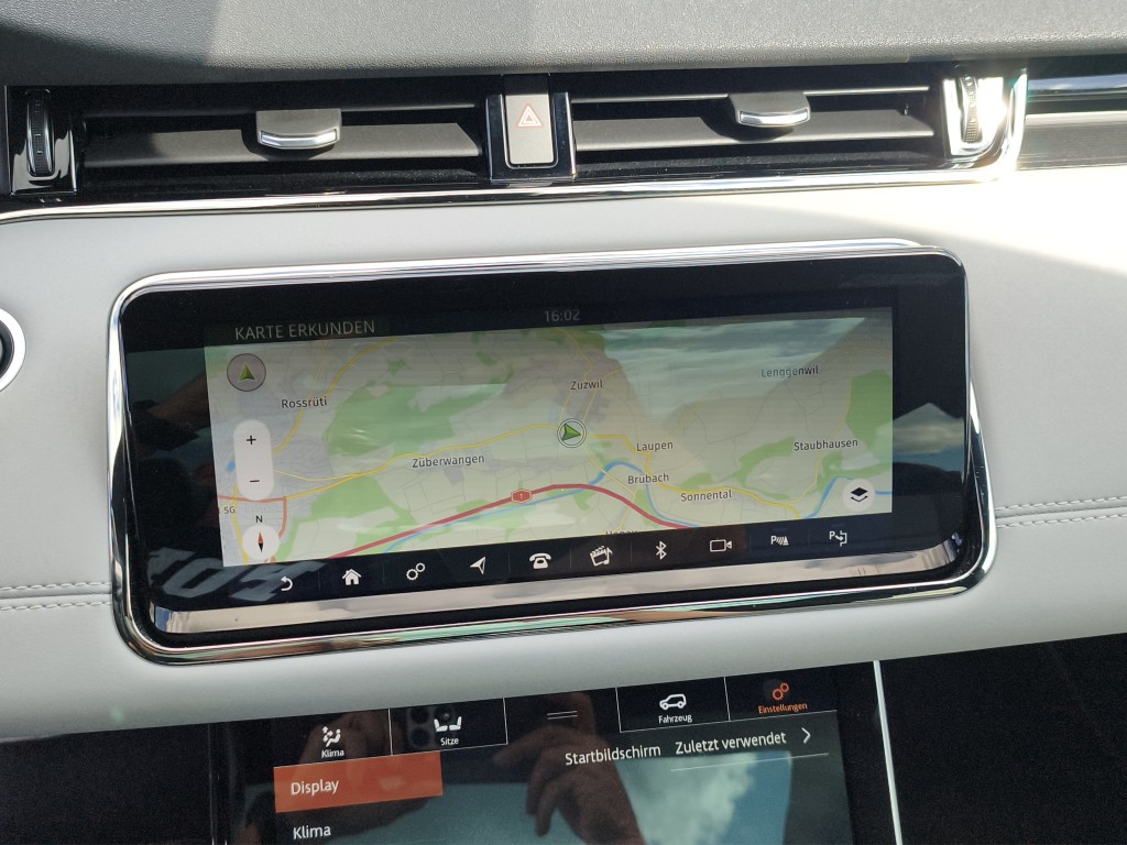 LAND ROVER Range Rover Evoque 2.0 T 250 First Edition-image-6