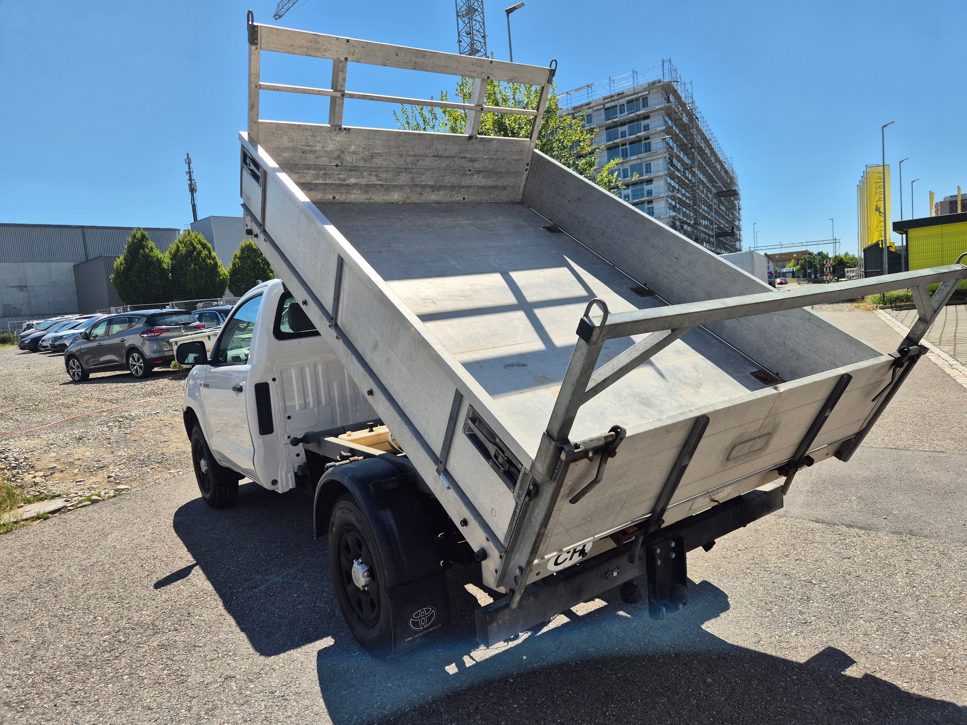 TOYOTA Hilux 4x4 SingleCab LineaTerra-image-4