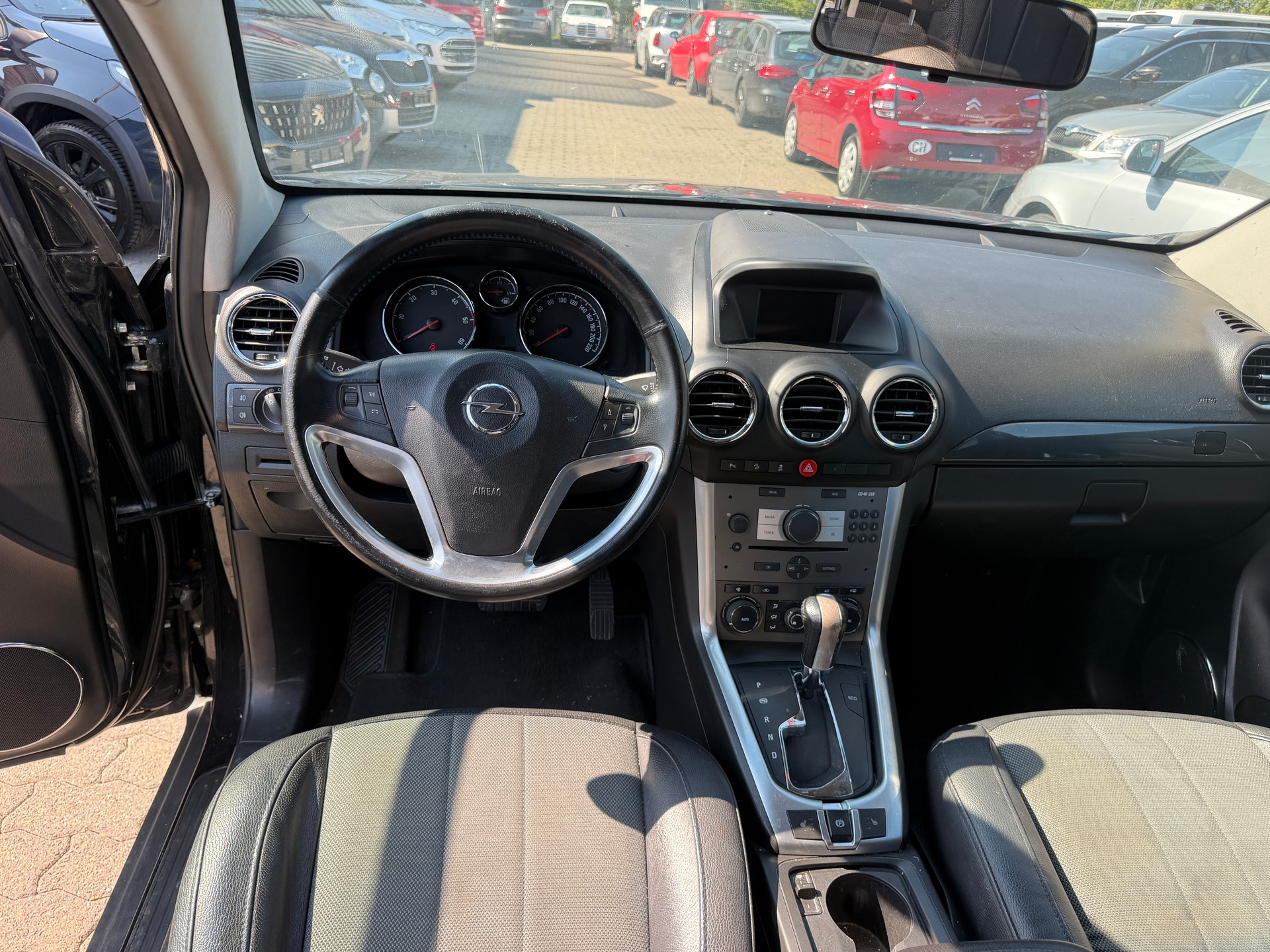 OPEL Antara 2.2 CDTi Cosmo 4WD Automatic-image-10