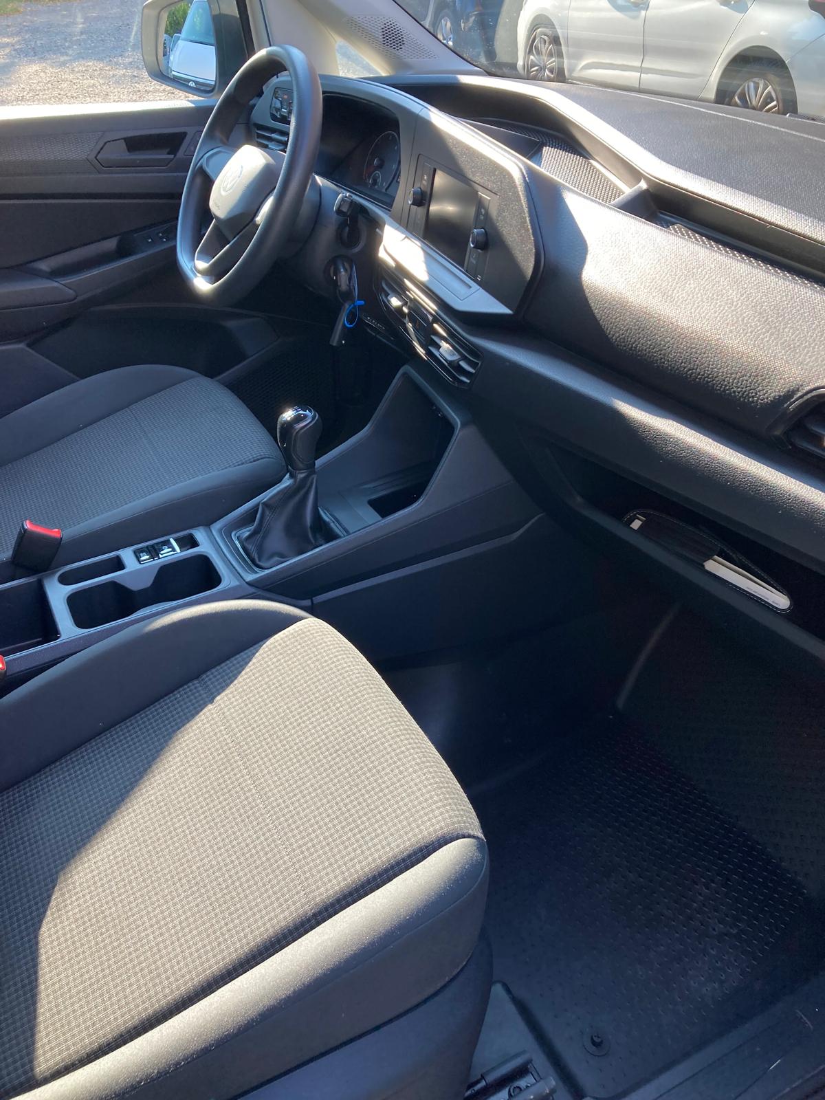VW Caddy Cargo 2.0TDI Entry-image-8