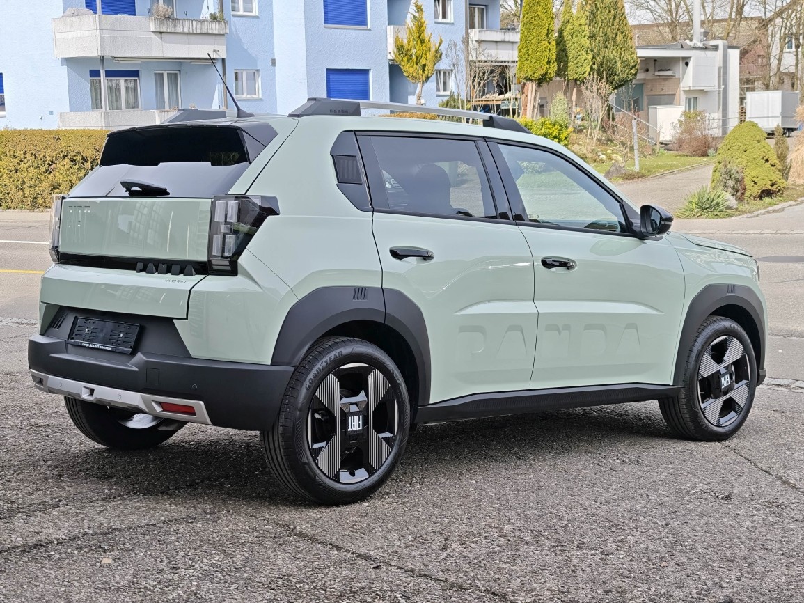 FIAT Grande Panda 1.2 Hybrid La Prima-image-5