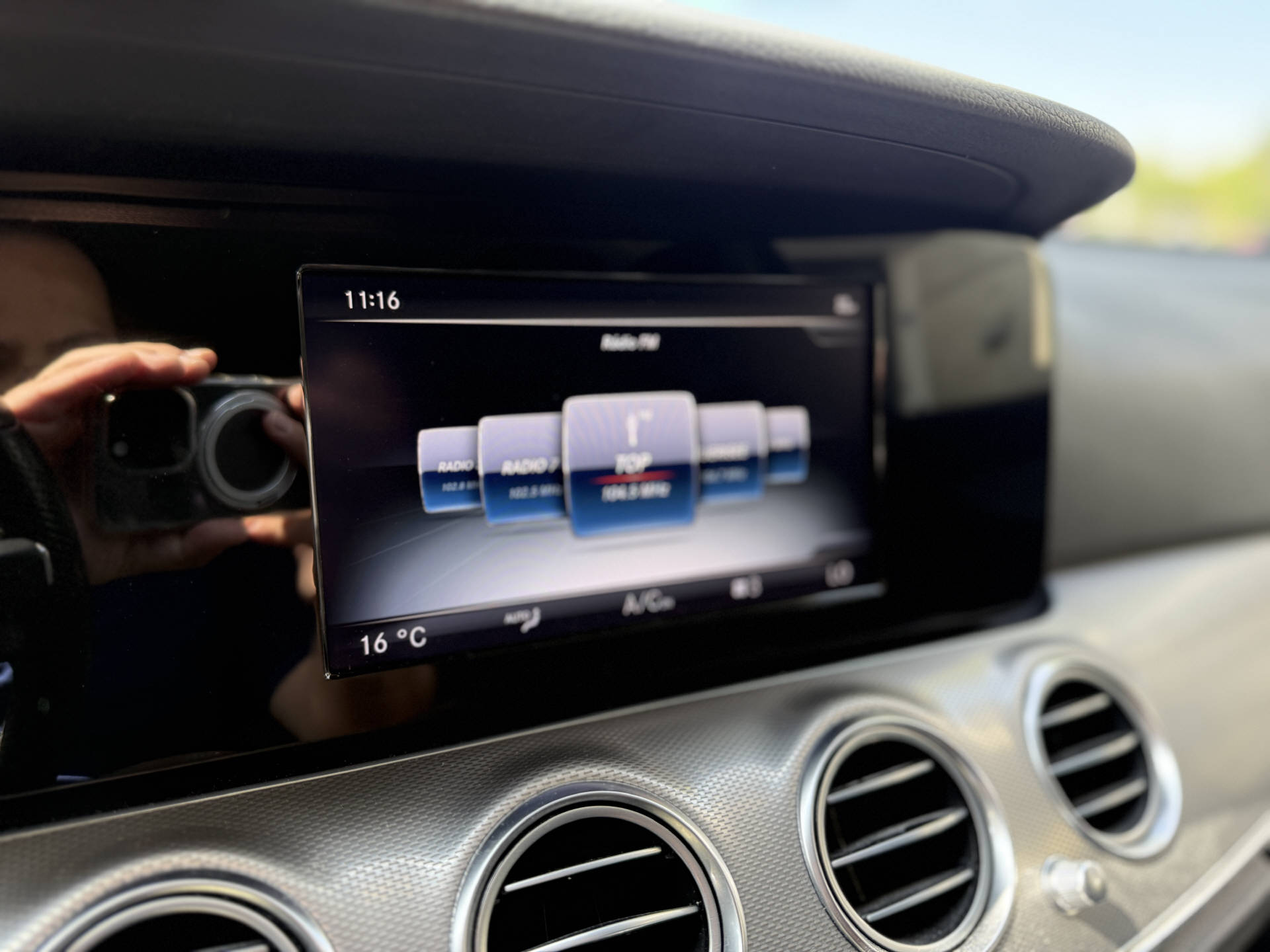 MERCEDES-BENZ E-CLASS S213 Kombi E 220 d Av-image-11