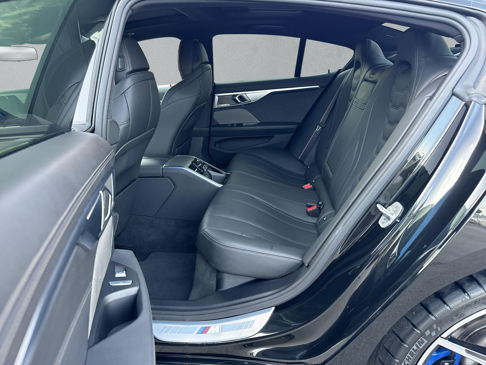 BMW 840i Gran Coupé xDrive G16 (CH)-image-11