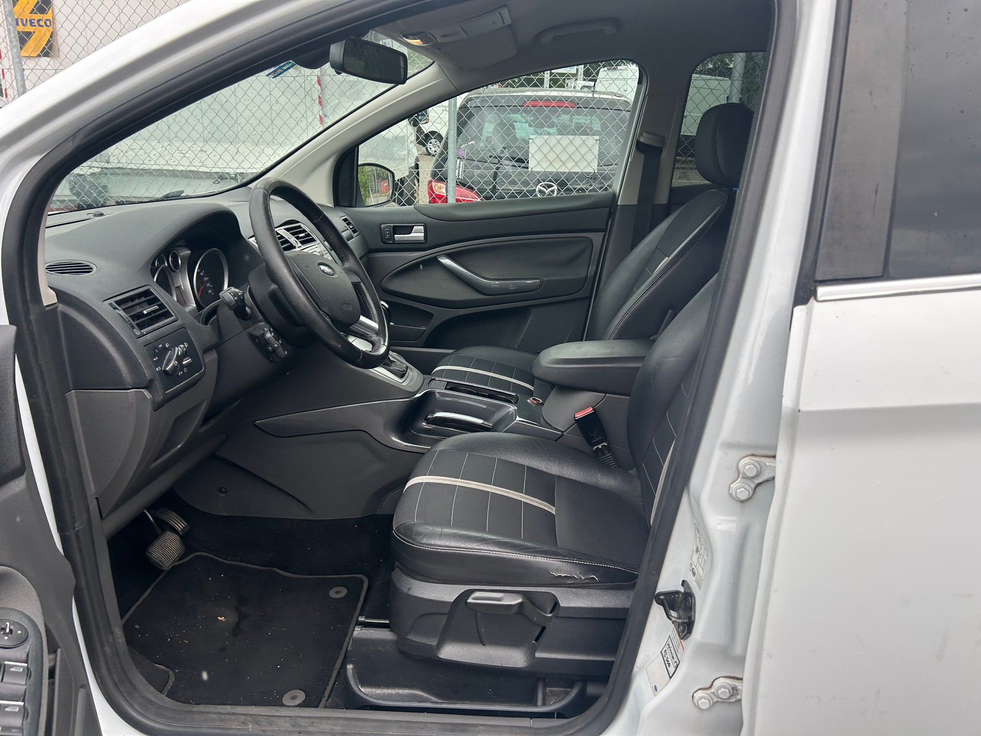 FORD Kuga 2.0 TDCi Titanium S 4WD PowerShift-image-7