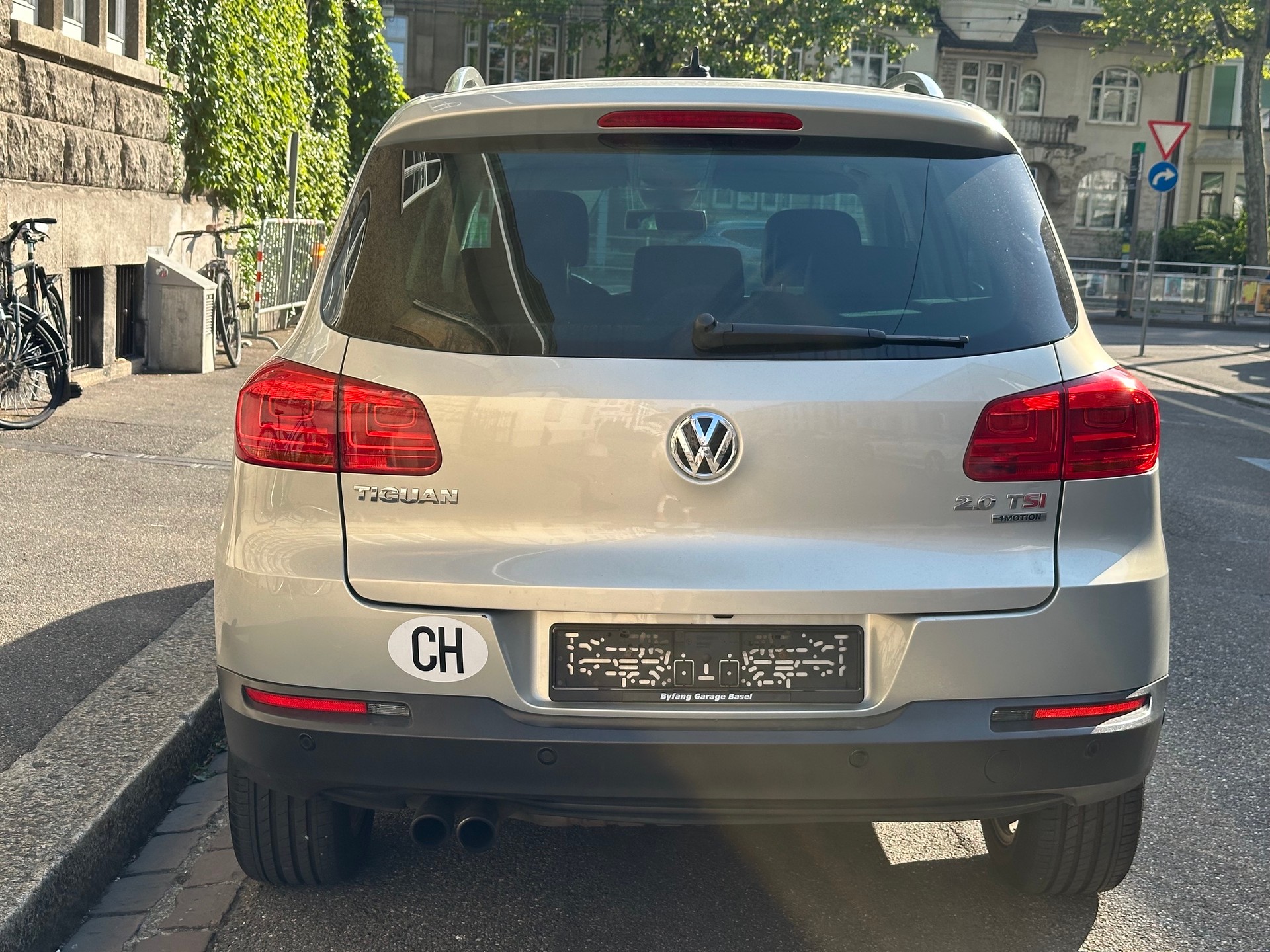 VW Tiguan 2.0 TSI Track&Style 4Motion DSG-image-3