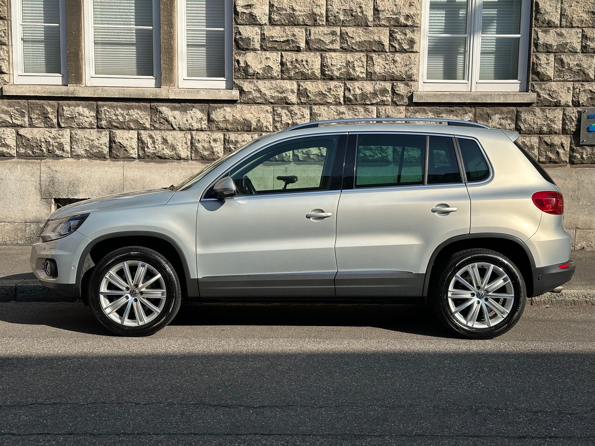 VW Tiguan 2.0 TSI Track&Style 4Motion DSG-image-1