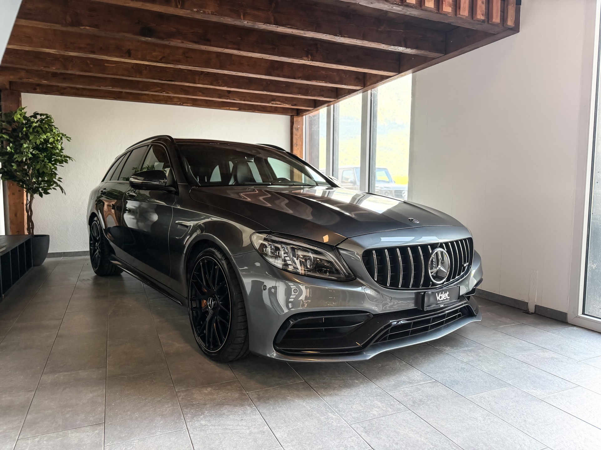 MERCEDES-BENZ C 63 S AMG-image-1