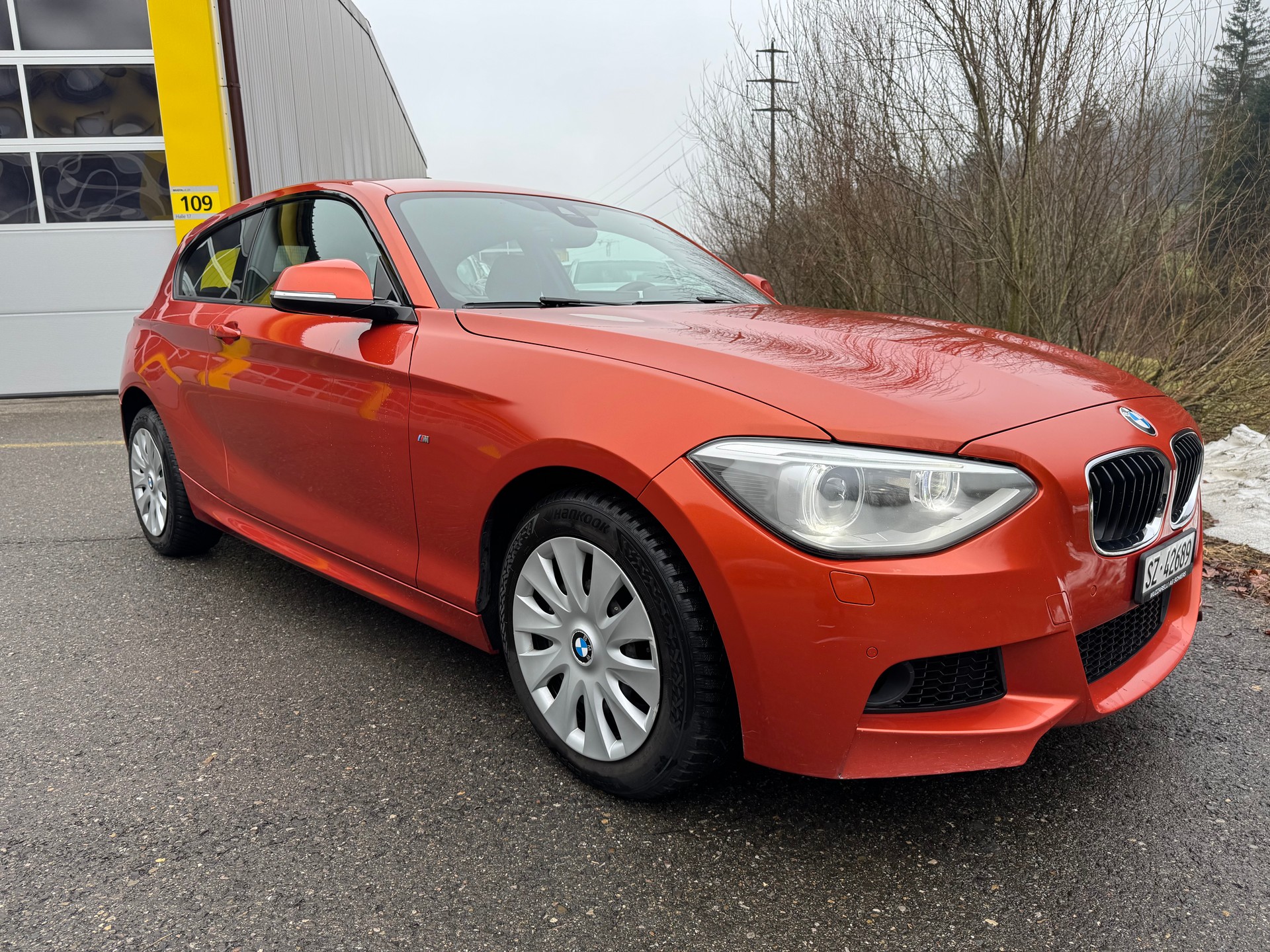 BMW 120d xDrive-image-1
