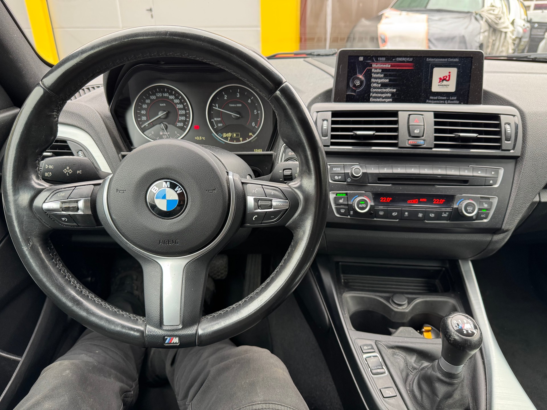 BMW 120d xDrive-image-4