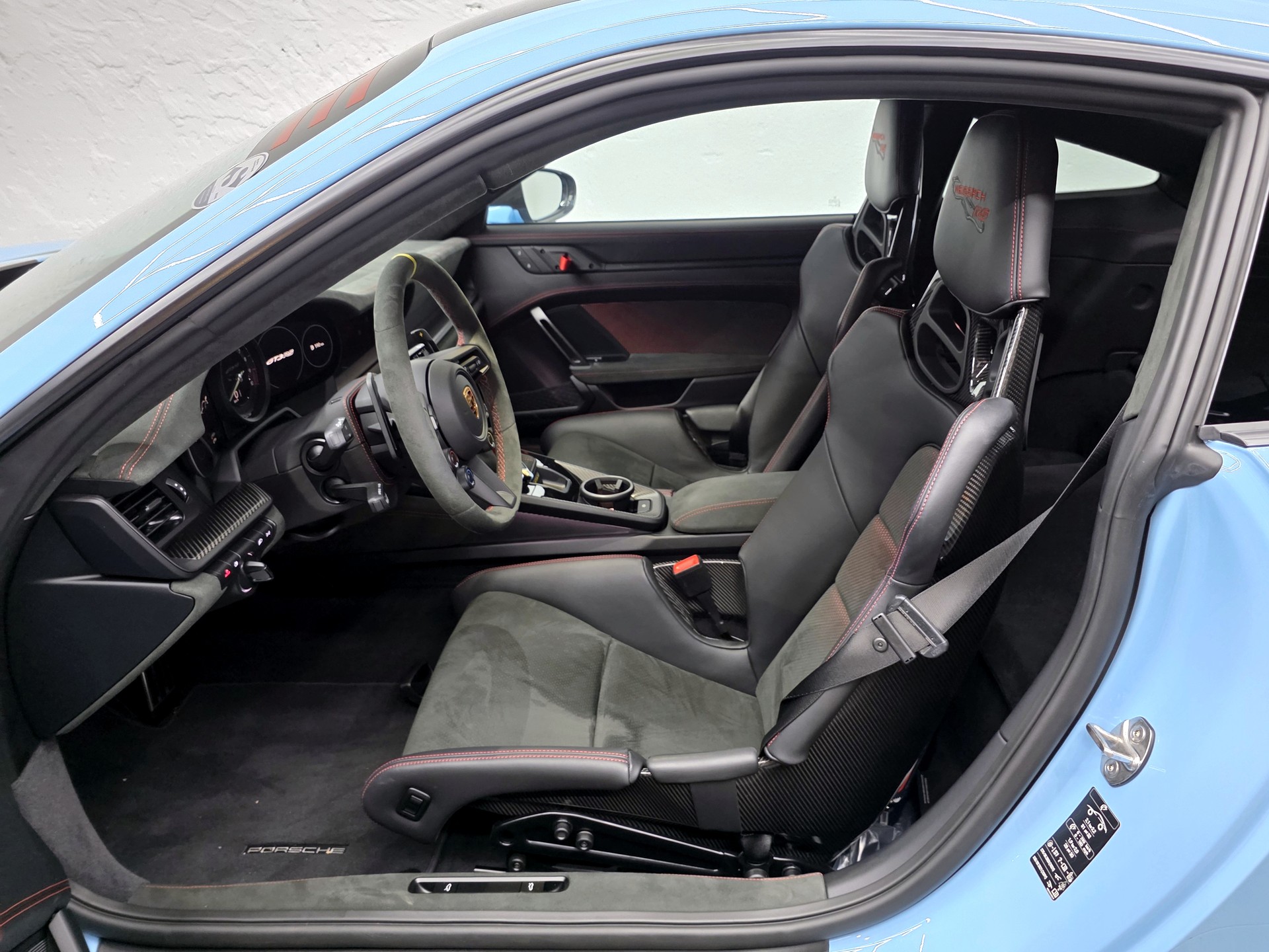 PORSCHE 911 Coupé 4.0 GT3 RS WEISSACH-image-13