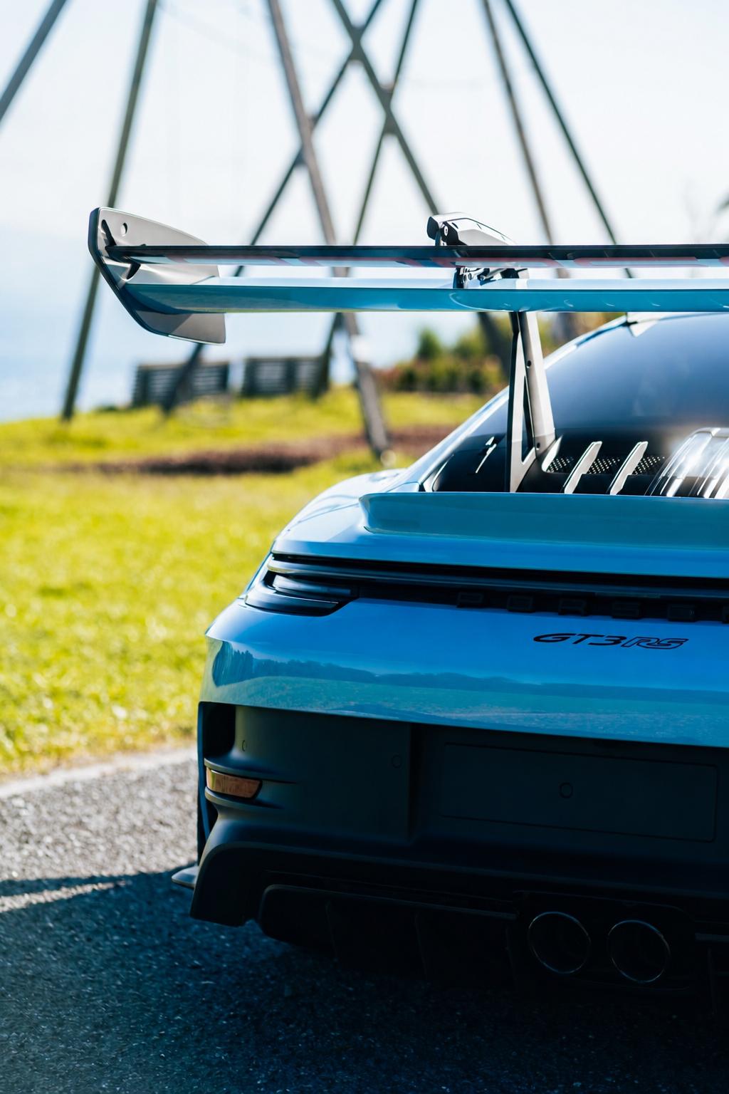 PORSCHE 911 Coupé 4.0 GT3 RS WEISSACH-image-24