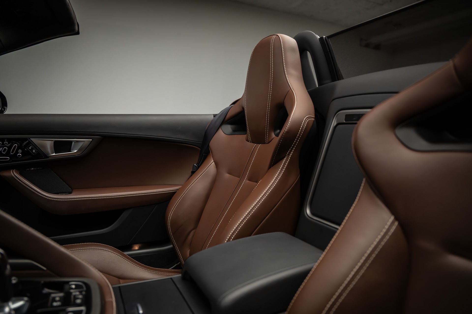 JAGUAR F-Type Convertible S 5.0 V8 S/C * PERFORMANCE-PAKET * LEASING AB 396.- *-image-13