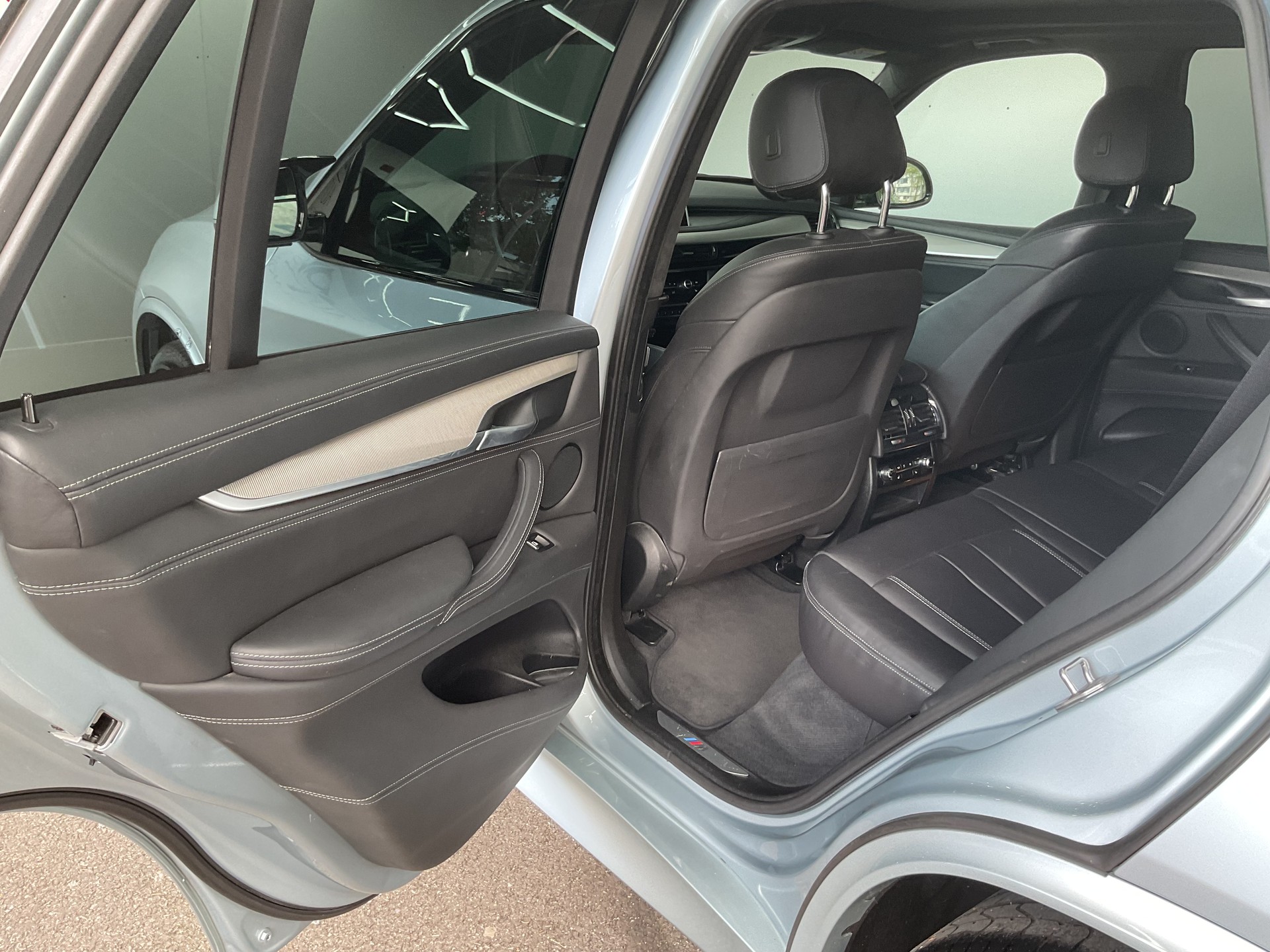 BMW X5M Steptronic-image-7