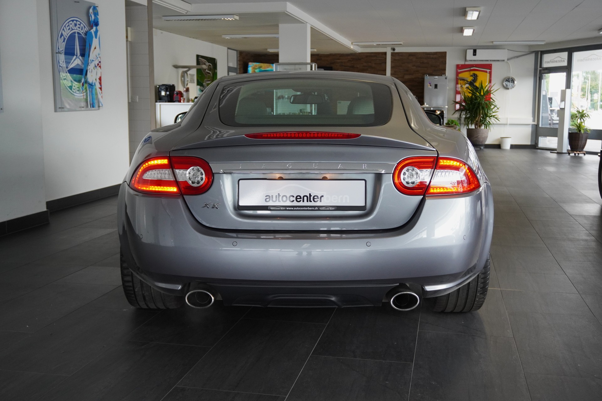 JAGUAR XK 5.0 V8 Automatic-image-4