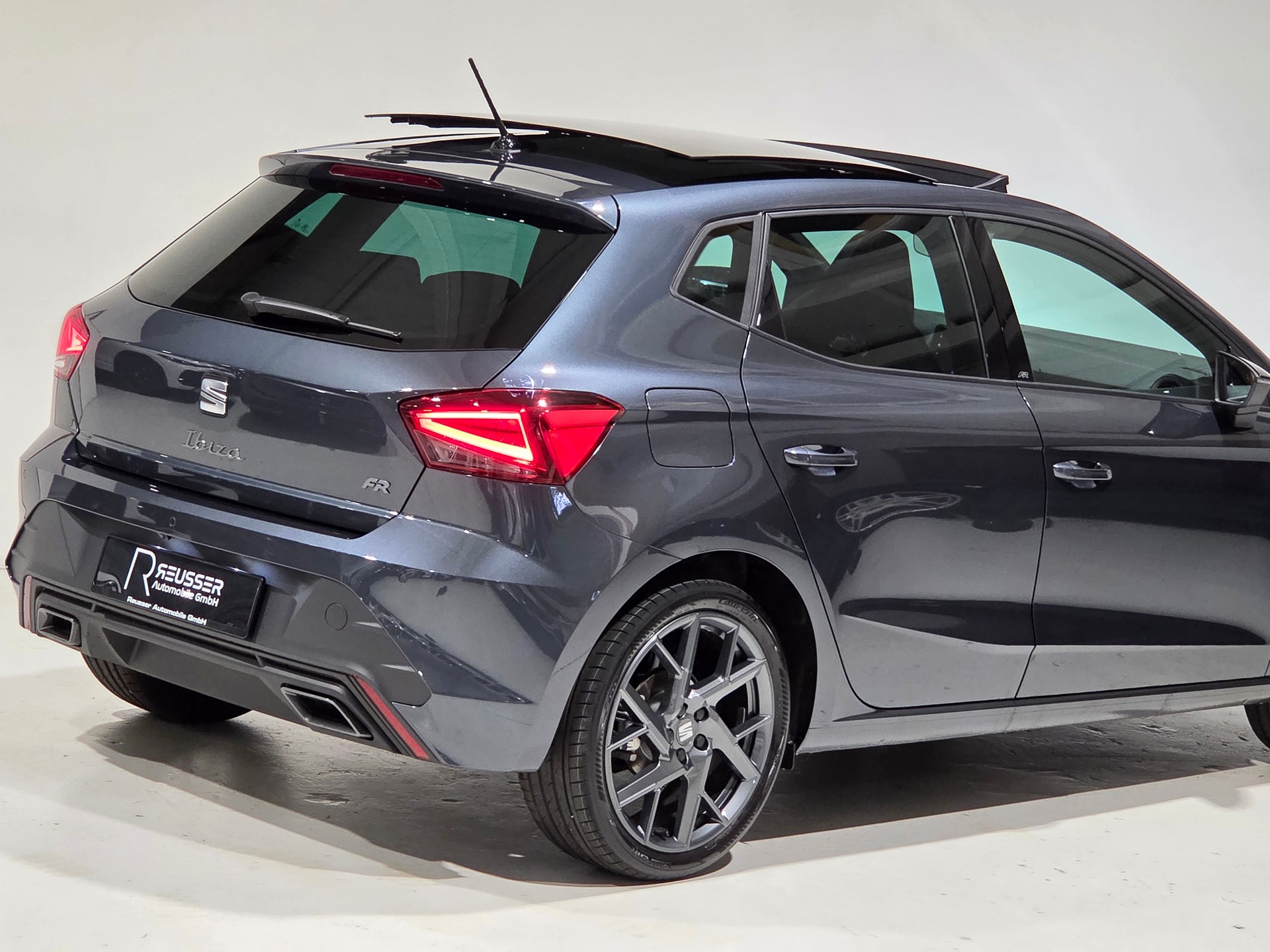 SEAT Ibiza 1.5 EcoTSI FR DSG-image-27
