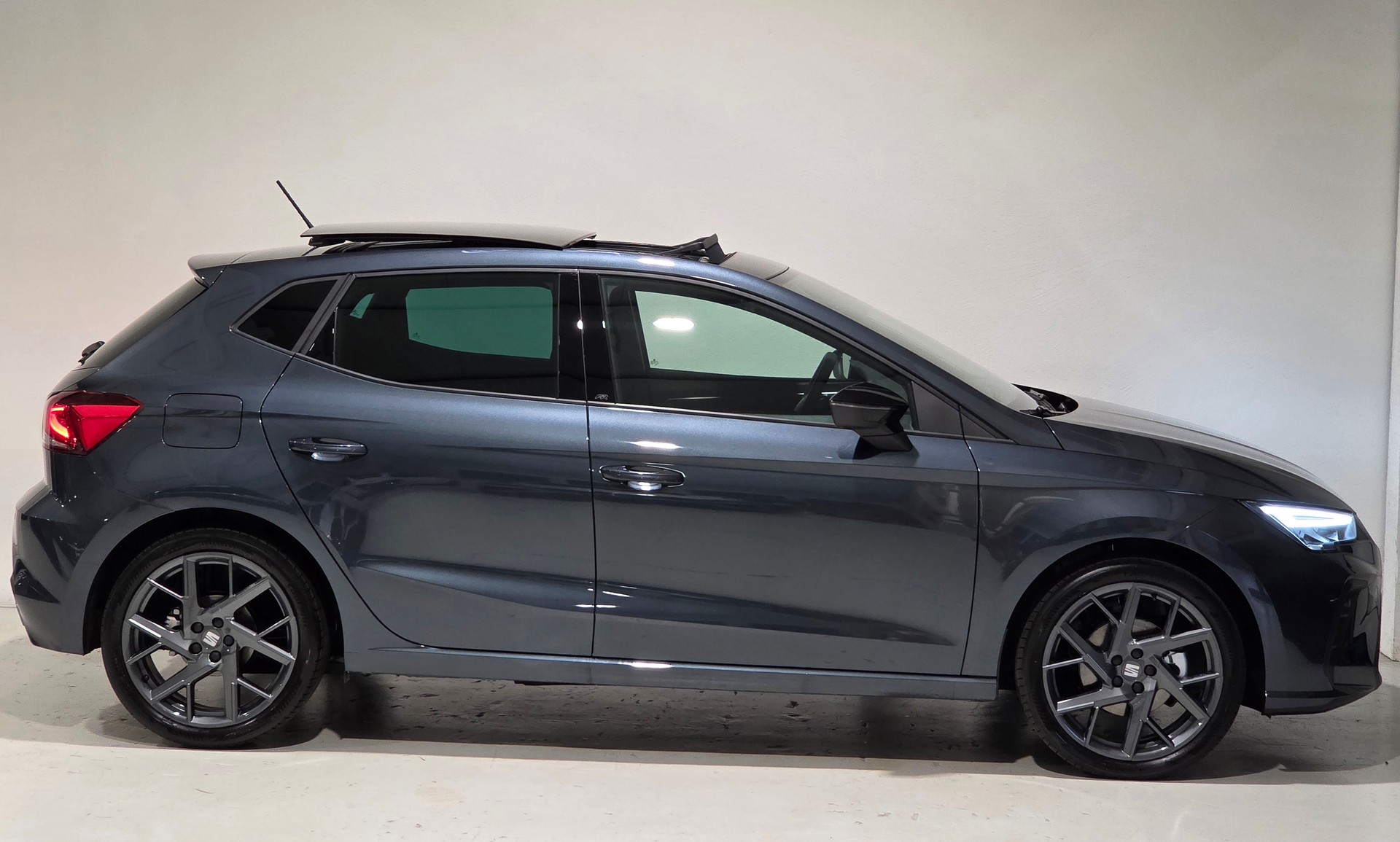 SEAT Ibiza 1.5 EcoTSI FR DSG-image-25