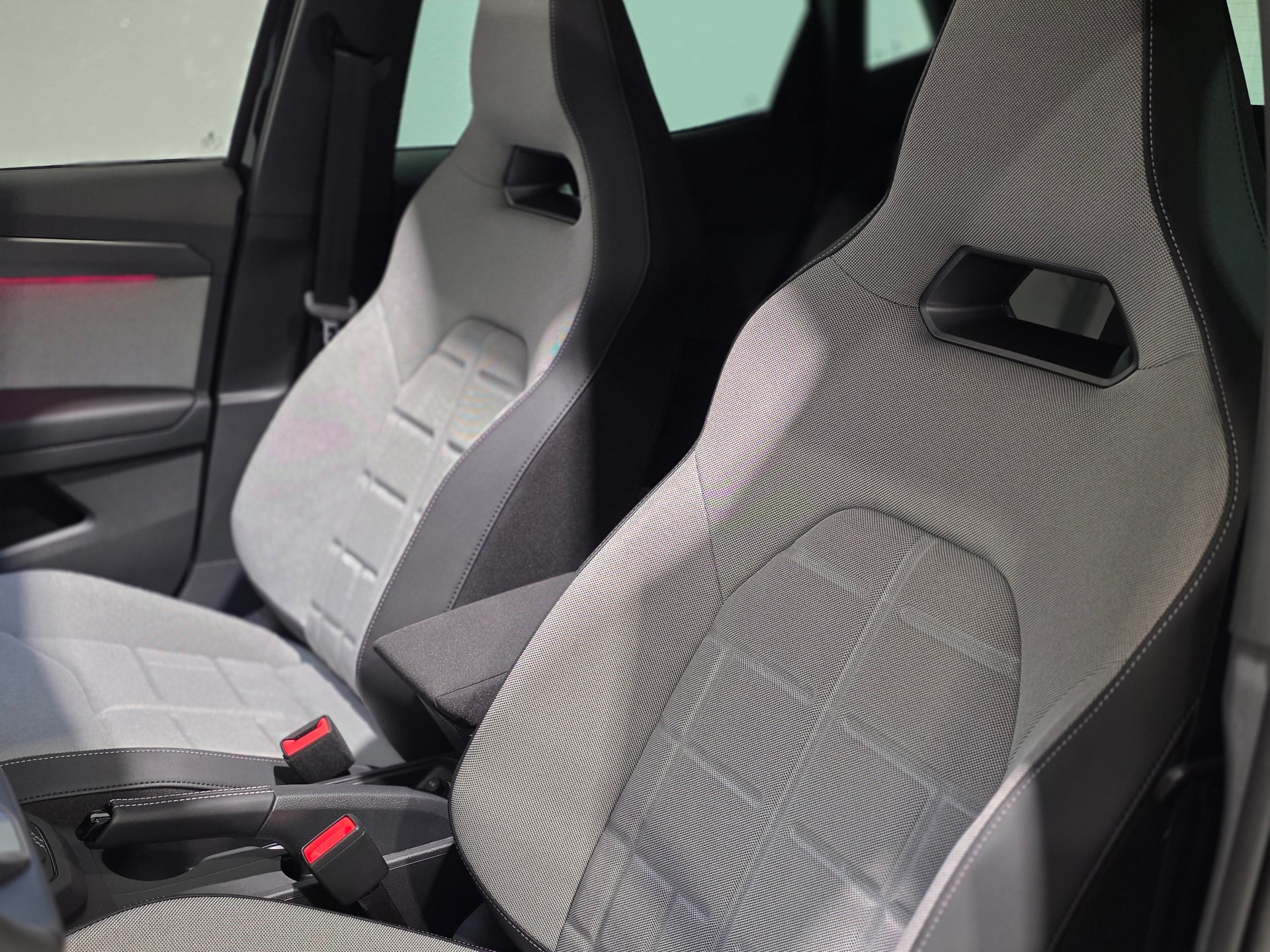 SEAT Ibiza 1.5 EcoTSI FR DSG-image-12