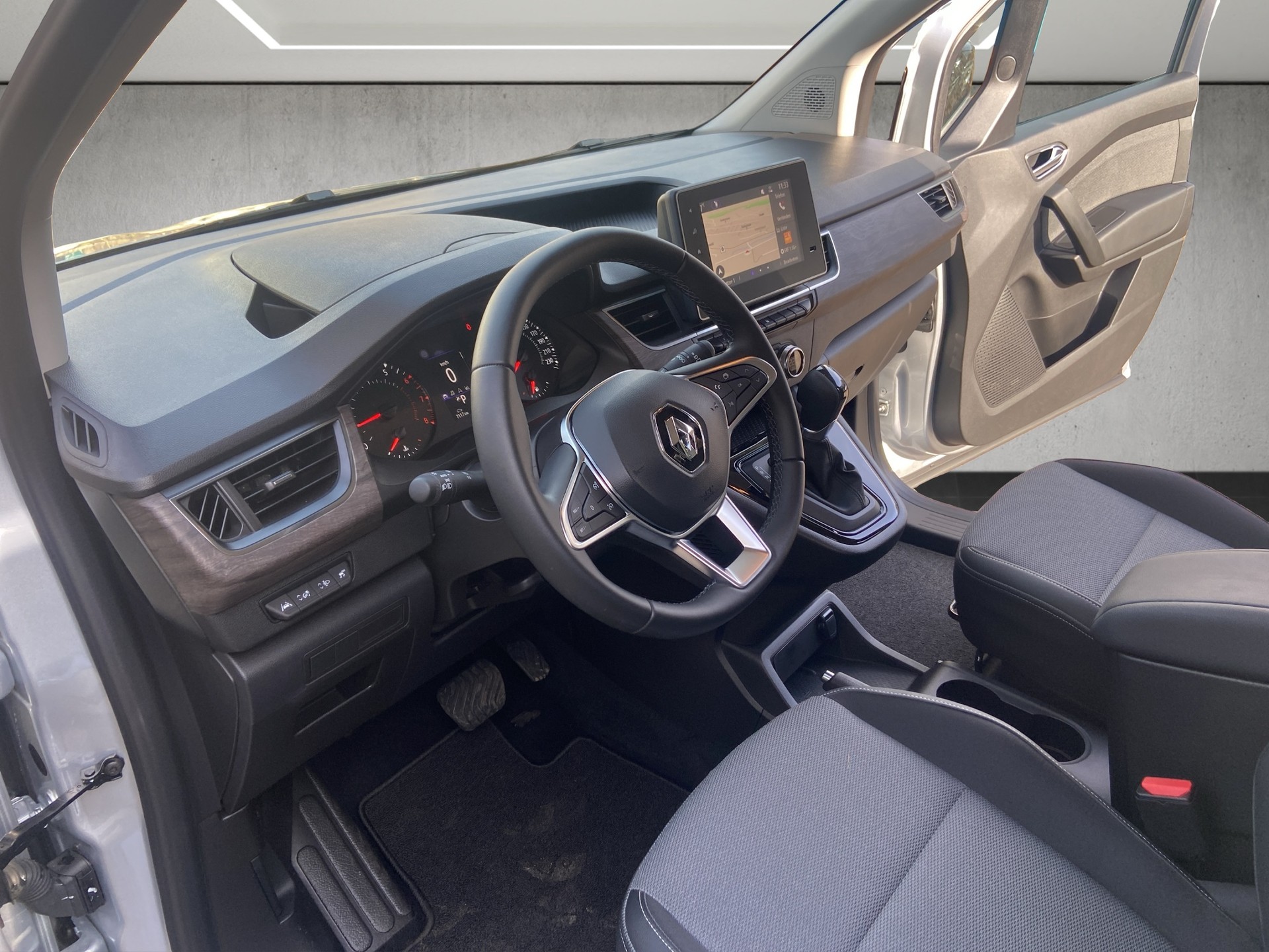 RENAULT Kangoo 1.3 TCe 130 PF Intens EDC-image-6