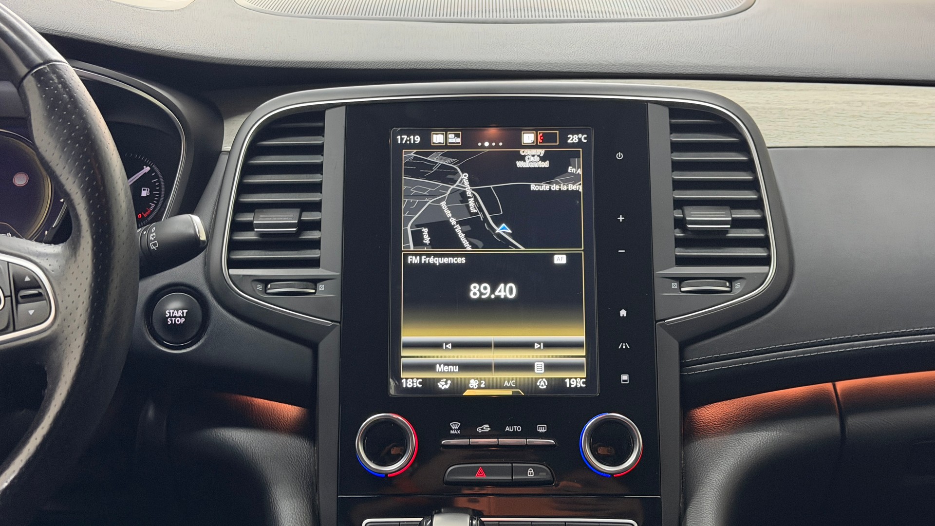 RENAULT Talisman Grandtour 1.8 TCe Initiale EDC-image-10