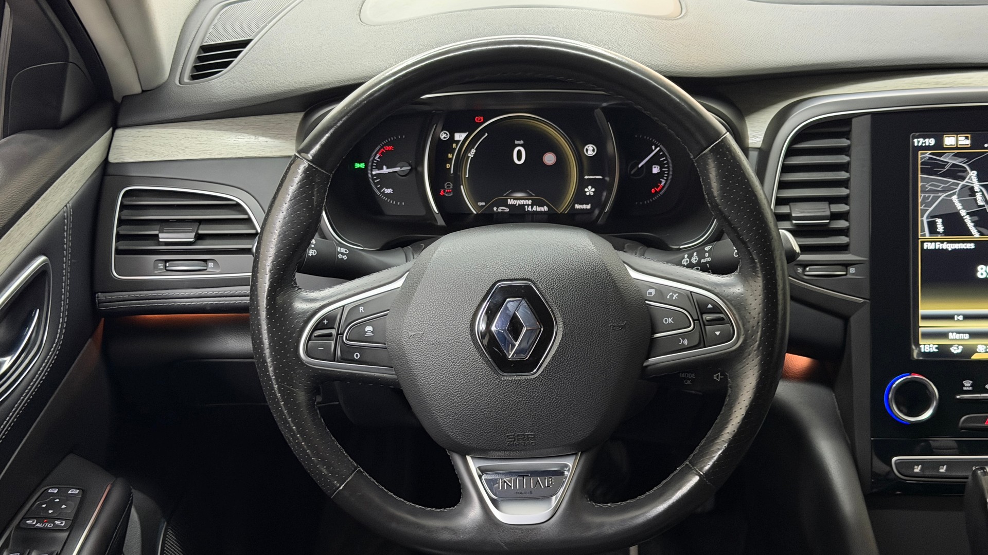 RENAULT Talisman Grandtour 1.8 TCe Initiale EDC-image-9