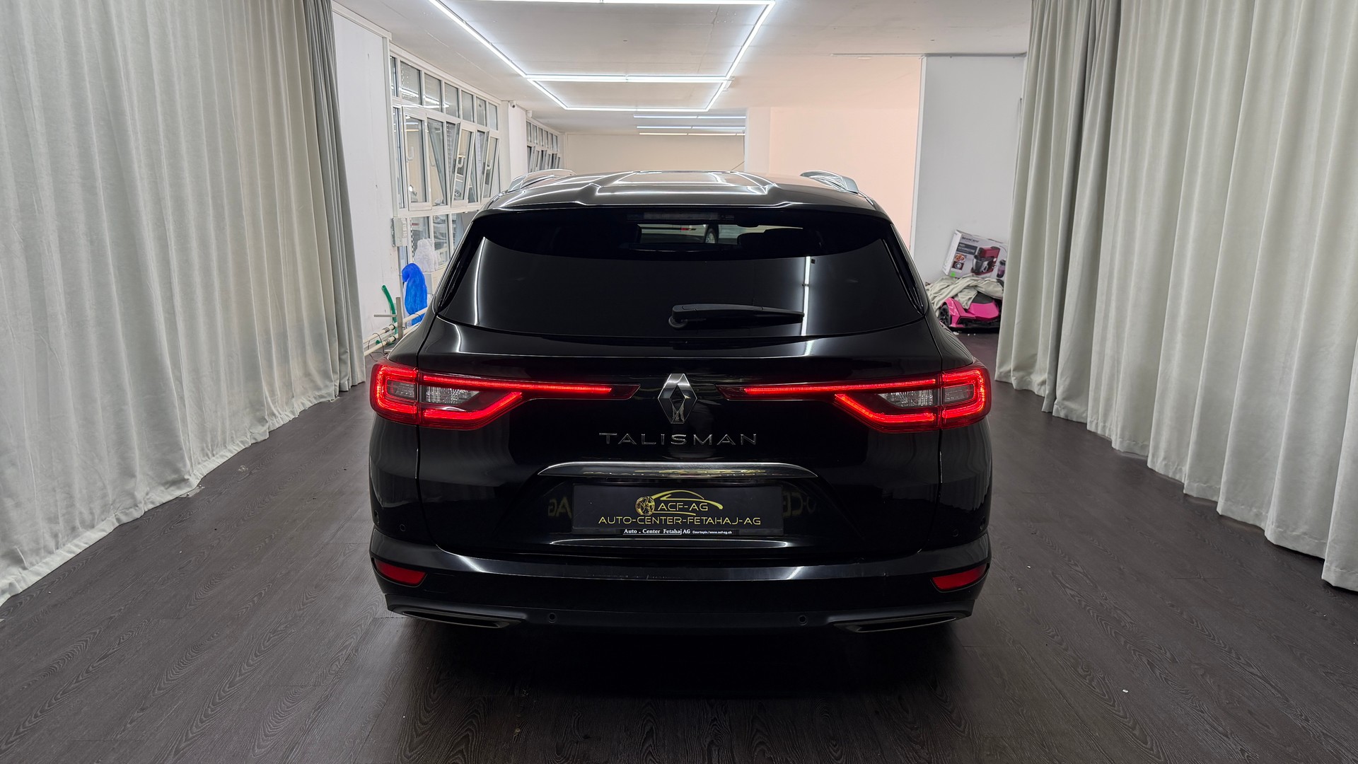 RENAULT Talisman Grandtour 1.8 TCe Initiale EDC-image-4