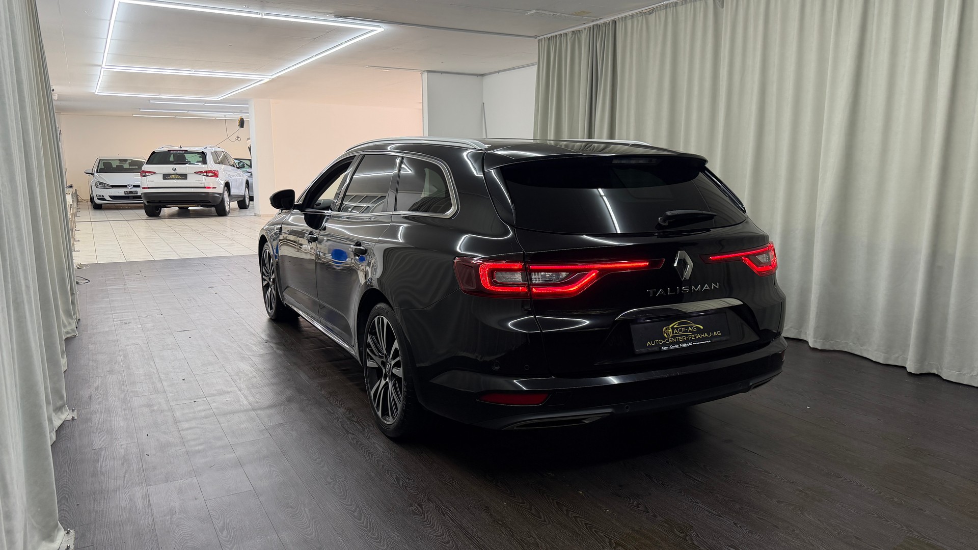RENAULT Talisman Grandtour 1.8 TCe Initiale EDC-image-5