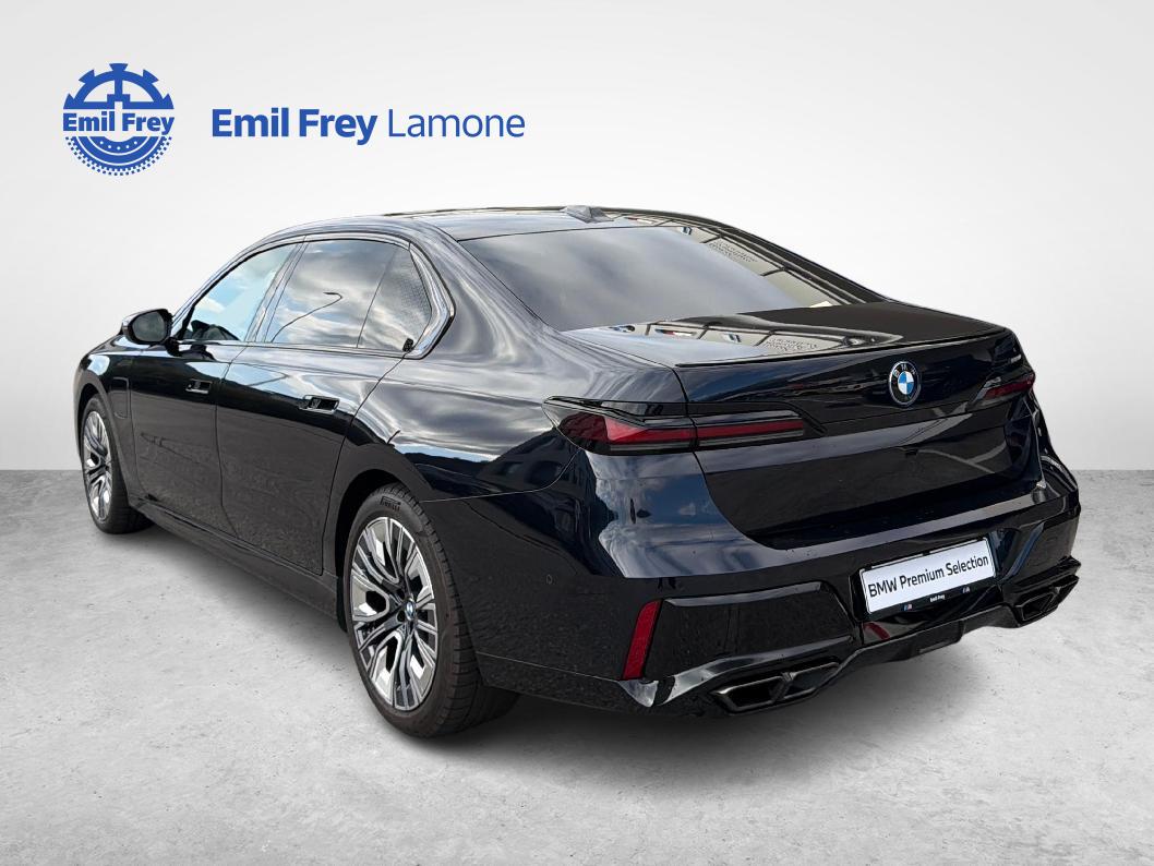 BMW M760e xDrive-image-2