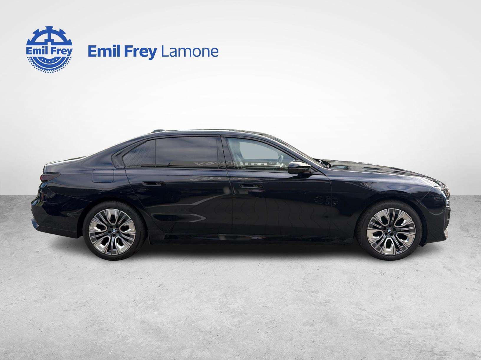BMW M760e xDrive-image-5
