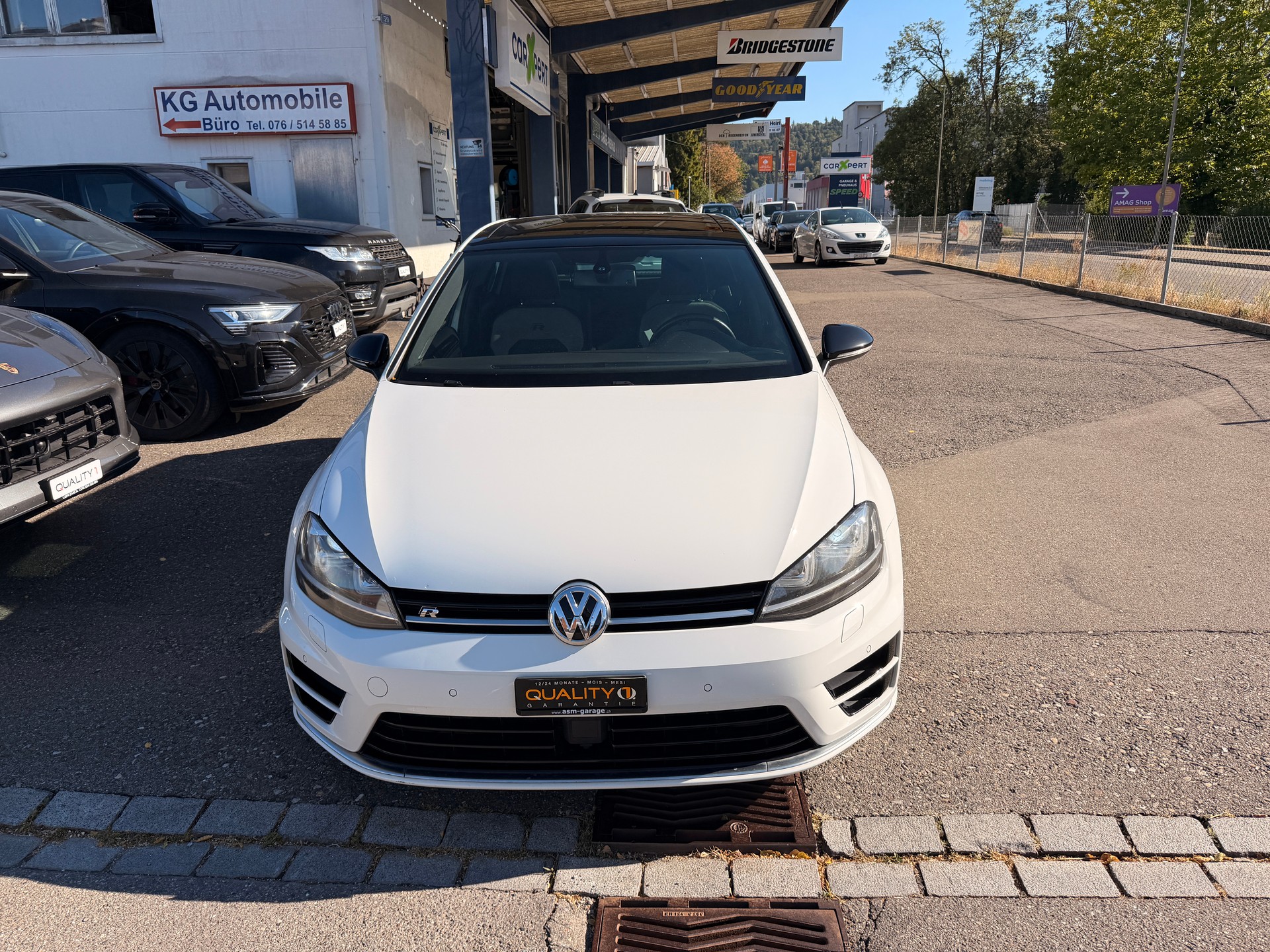 VW Golf 2.0 TSI R 4Motion DSG-image-1