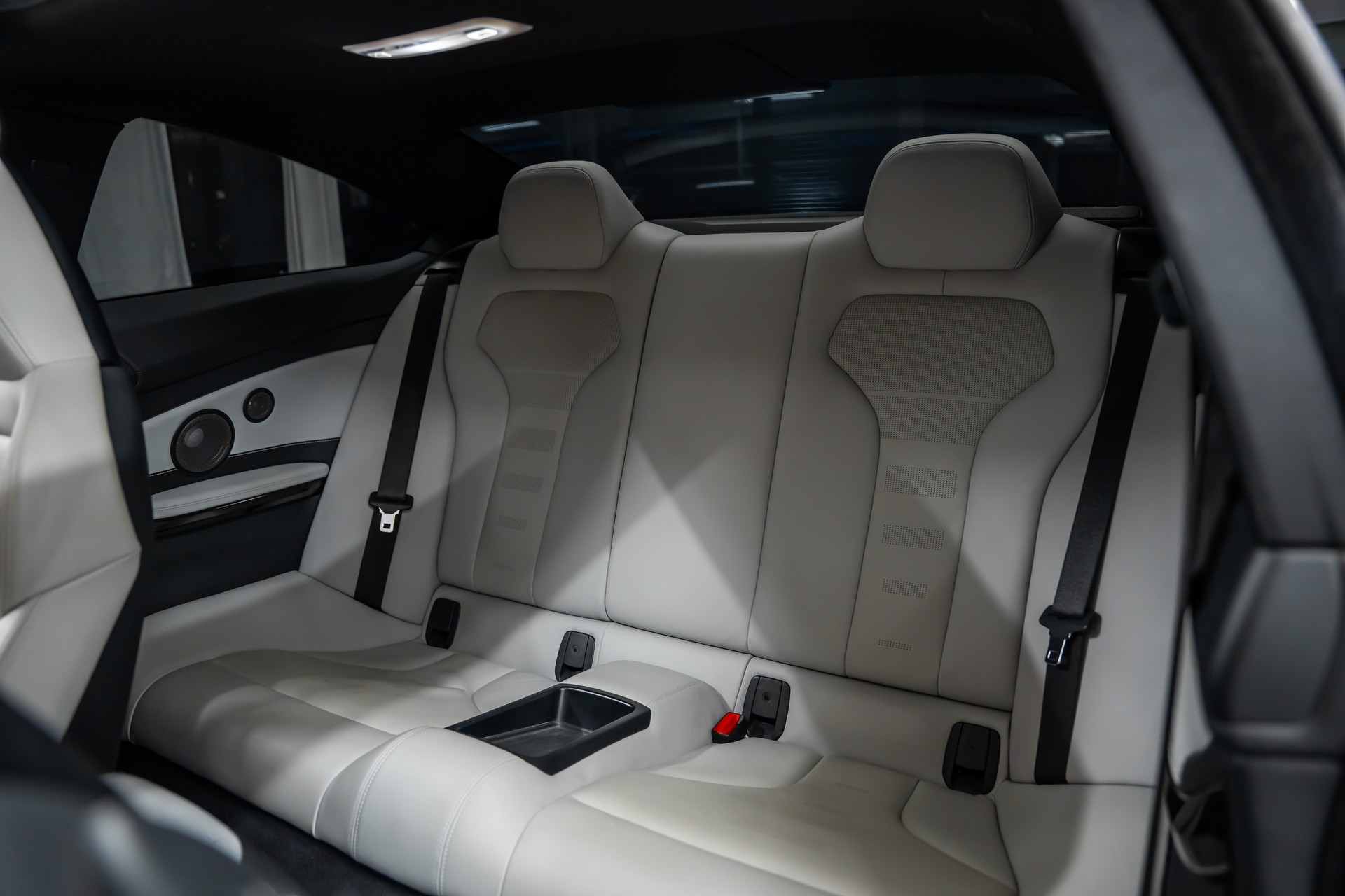 BMW M4 Coupé DKG *CH-Fahrzeug*M-Performance*Carbon*Panorama*Head-Up*-image-19