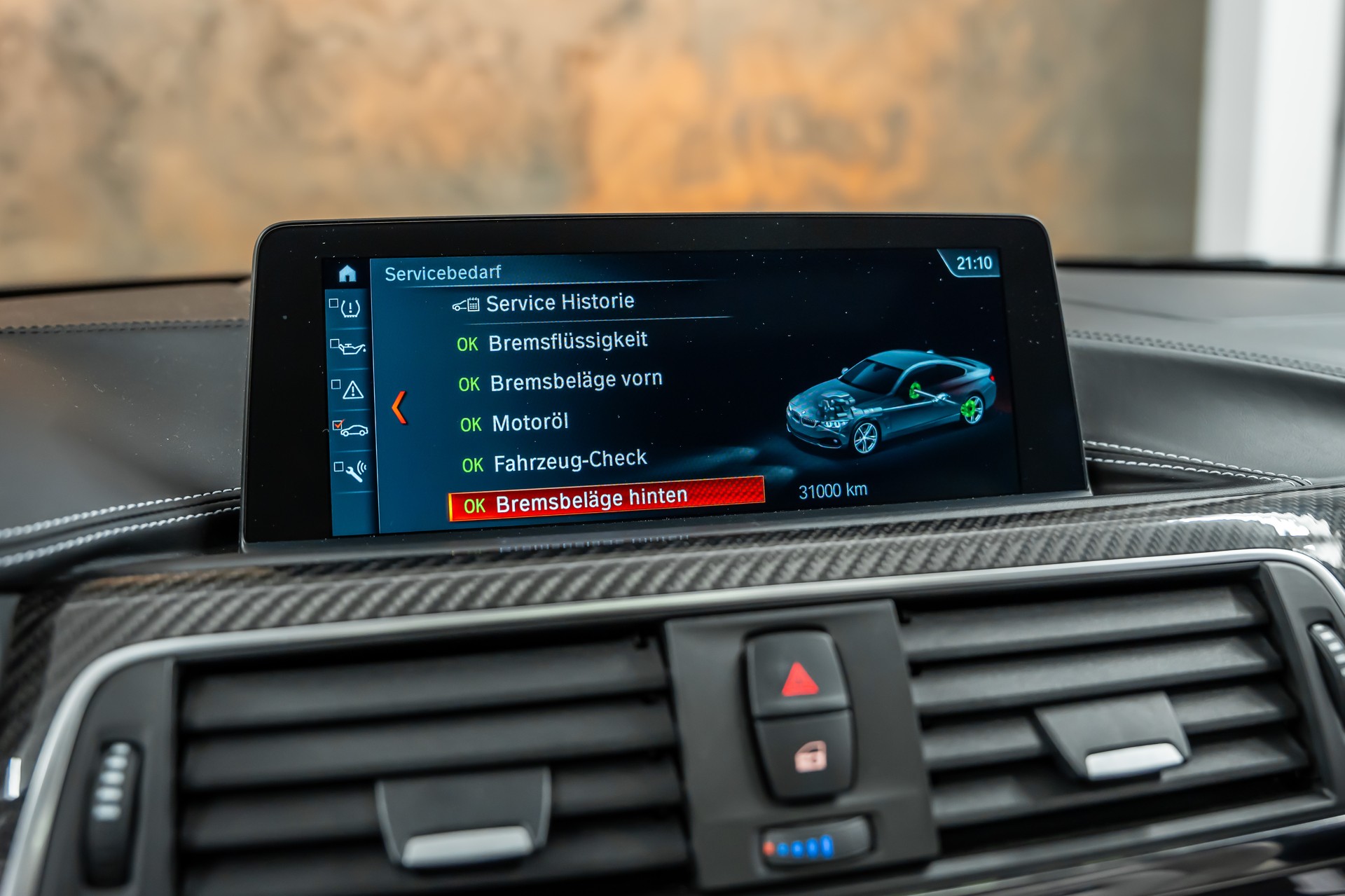 BMW M4 Coupé DKG *CH-Fahrzeug*M-Performance*Carbon*Panorama*Head-Up*-image-31